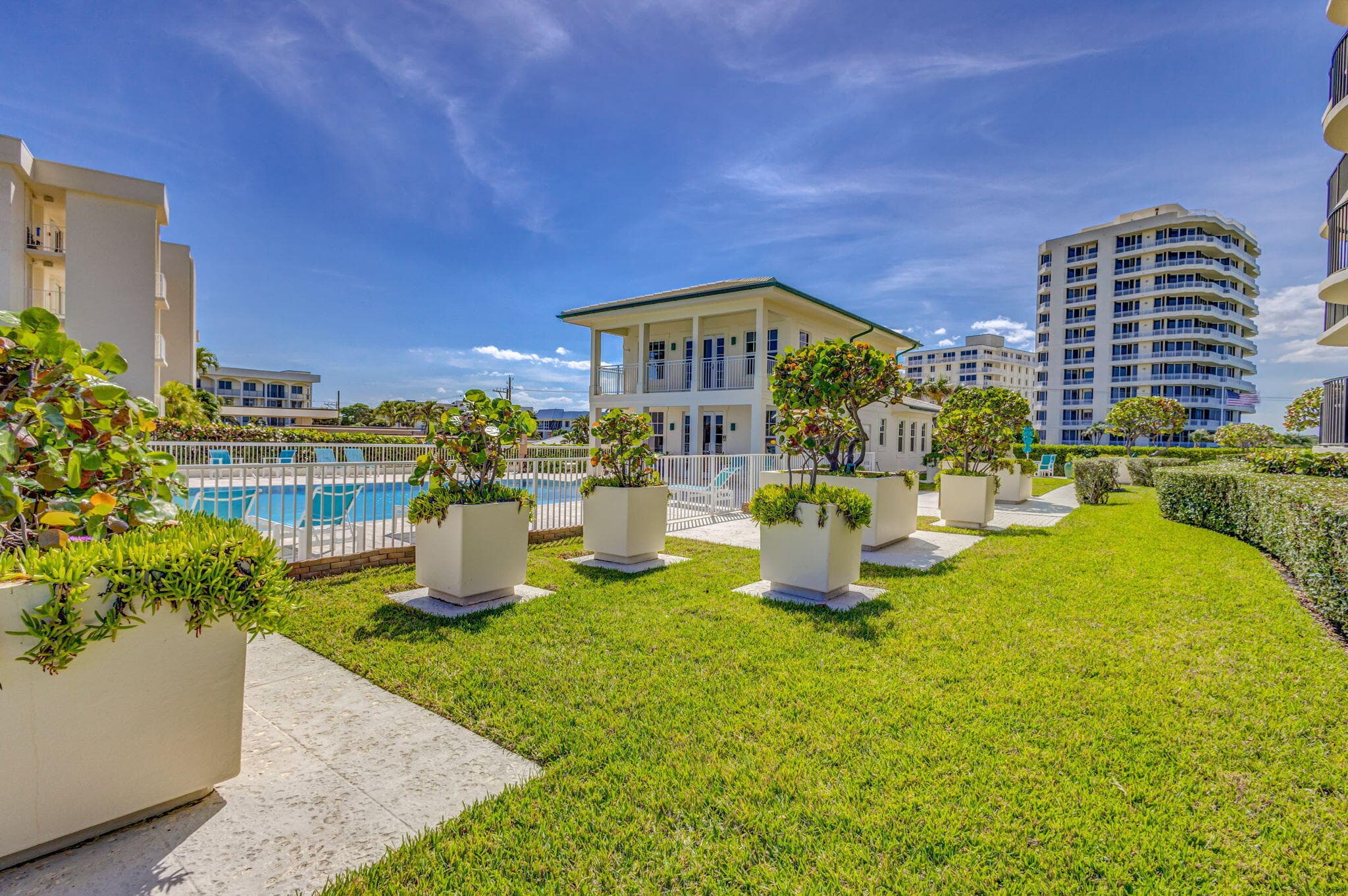 400 Beach Road 103, Tequesta, FL 33469 — photo 38 of 61