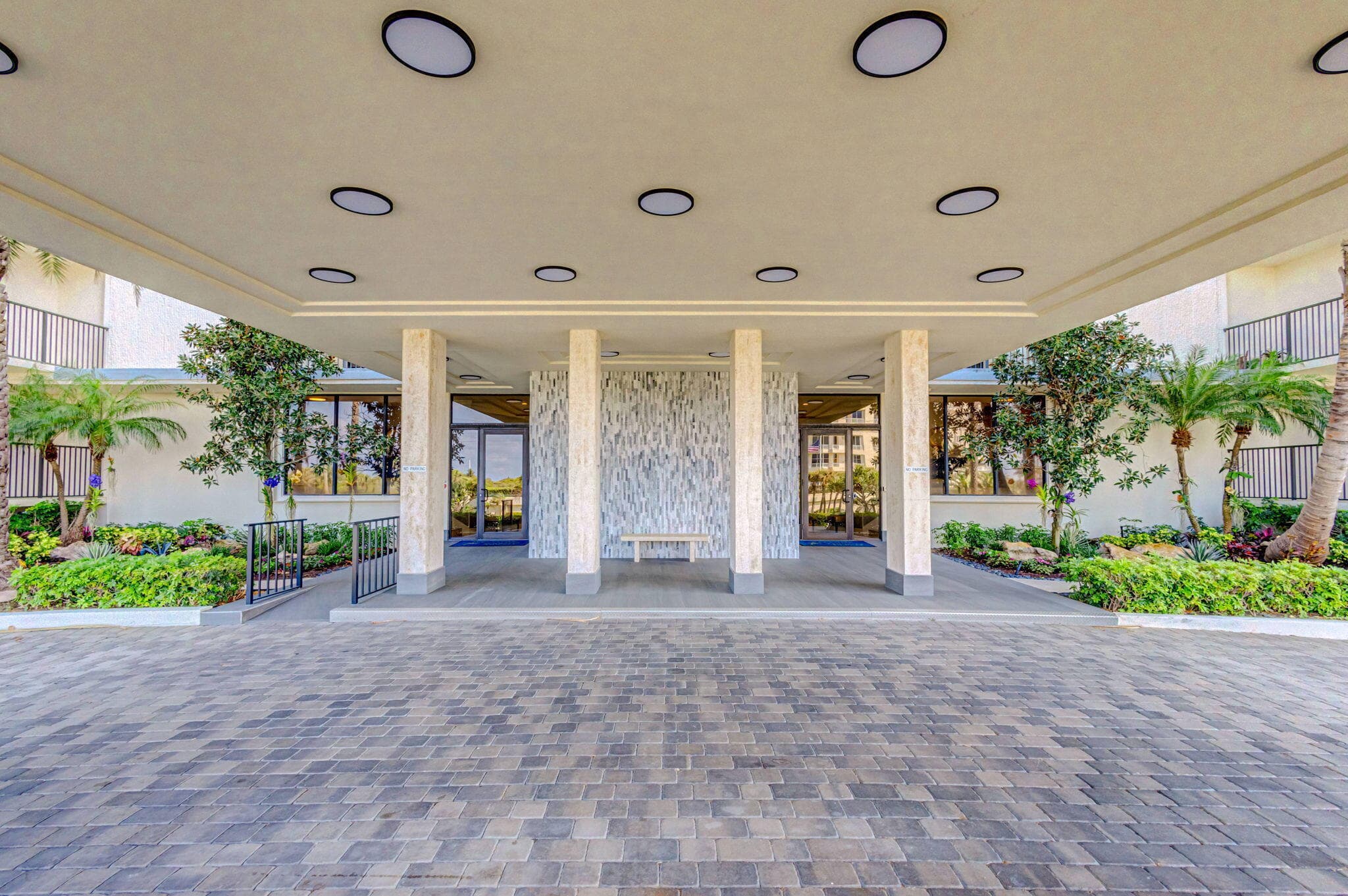 400 Beach Road 103, Tequesta, FL 33469 — photo 45 of 61