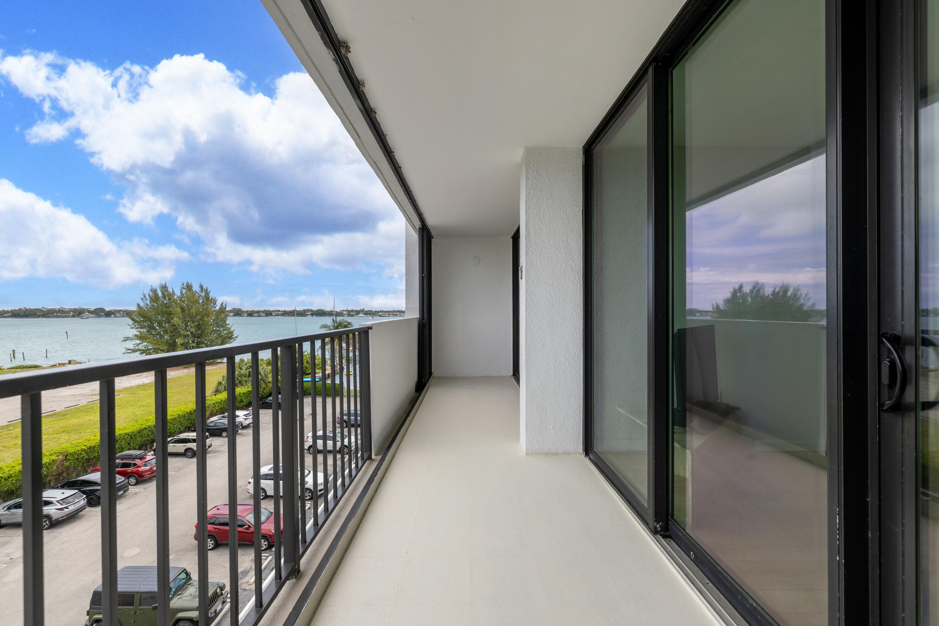 5600 N Flagler Drive 407, West Palm Beach, FL 33407 — photo 30 of 42