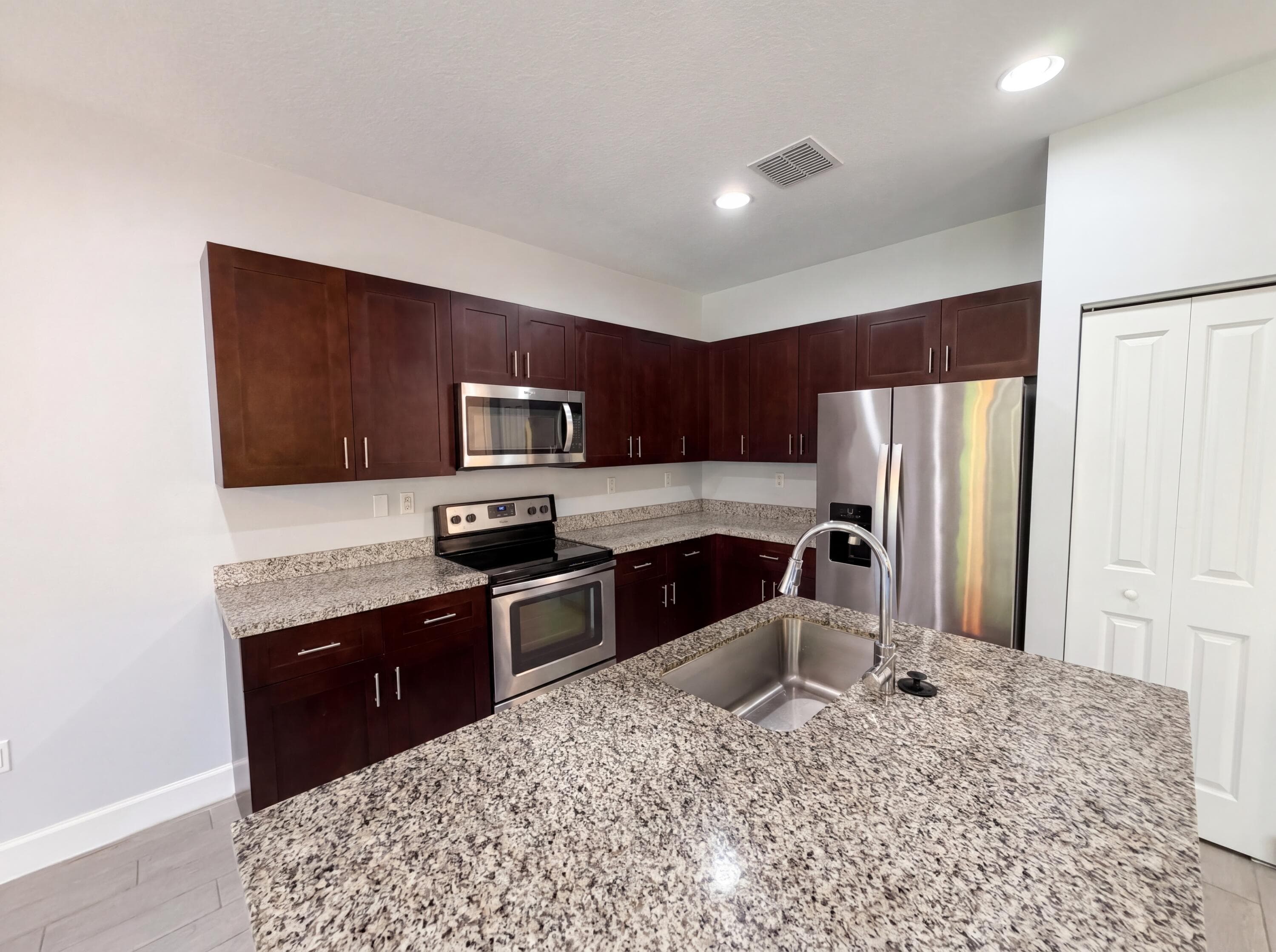 5213 NW 50th Terrace, Tamarac, FL 33319 — photo 8 of 25
