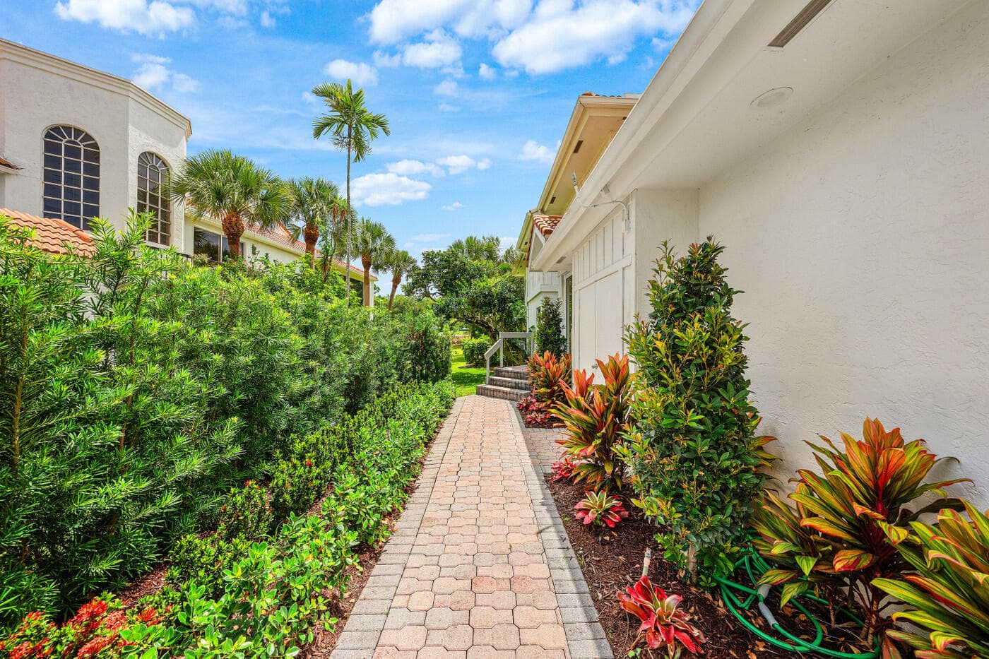 5846 NW 24th Avenue 202, Boca Raton, FL 33496 — photo 4 of 63