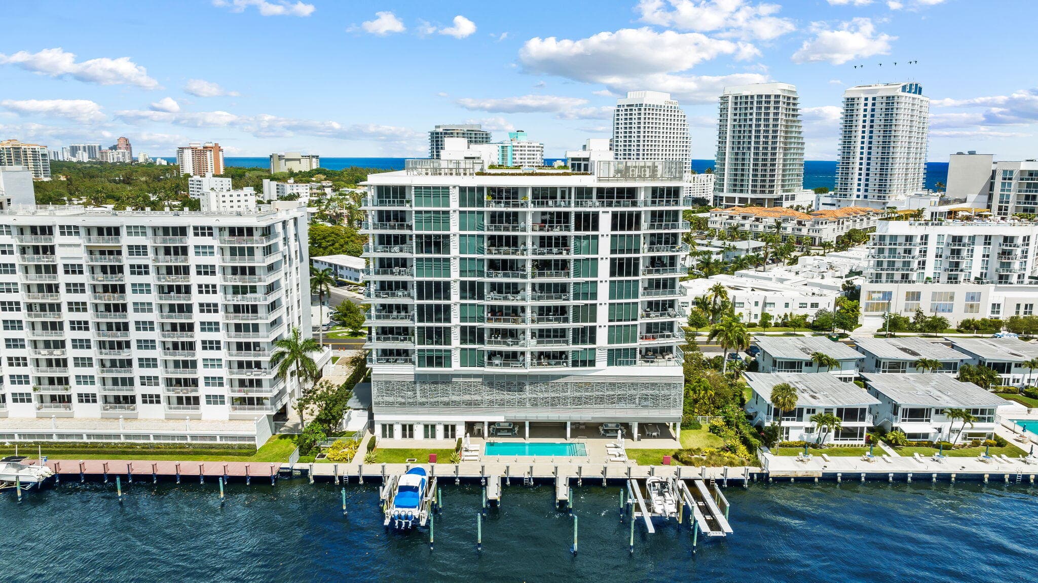 435 Bayshore Drive 302, Fort Lauderdale, FL 33304 — photo 4 of 47