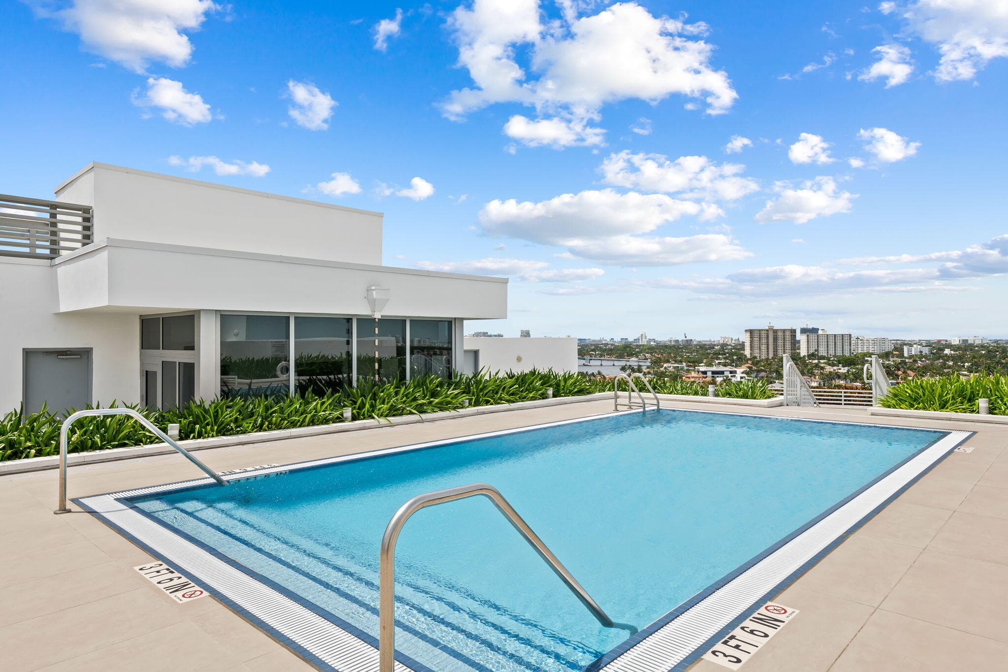 435 Bayshore Drive 302, Fort Lauderdale, FL 33304 — photo 38 of 47