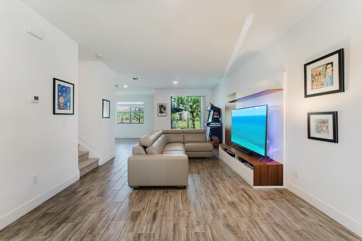 295 NW 33rd Lane, Pompano Beach, FL 33069 — photo 14 of 51