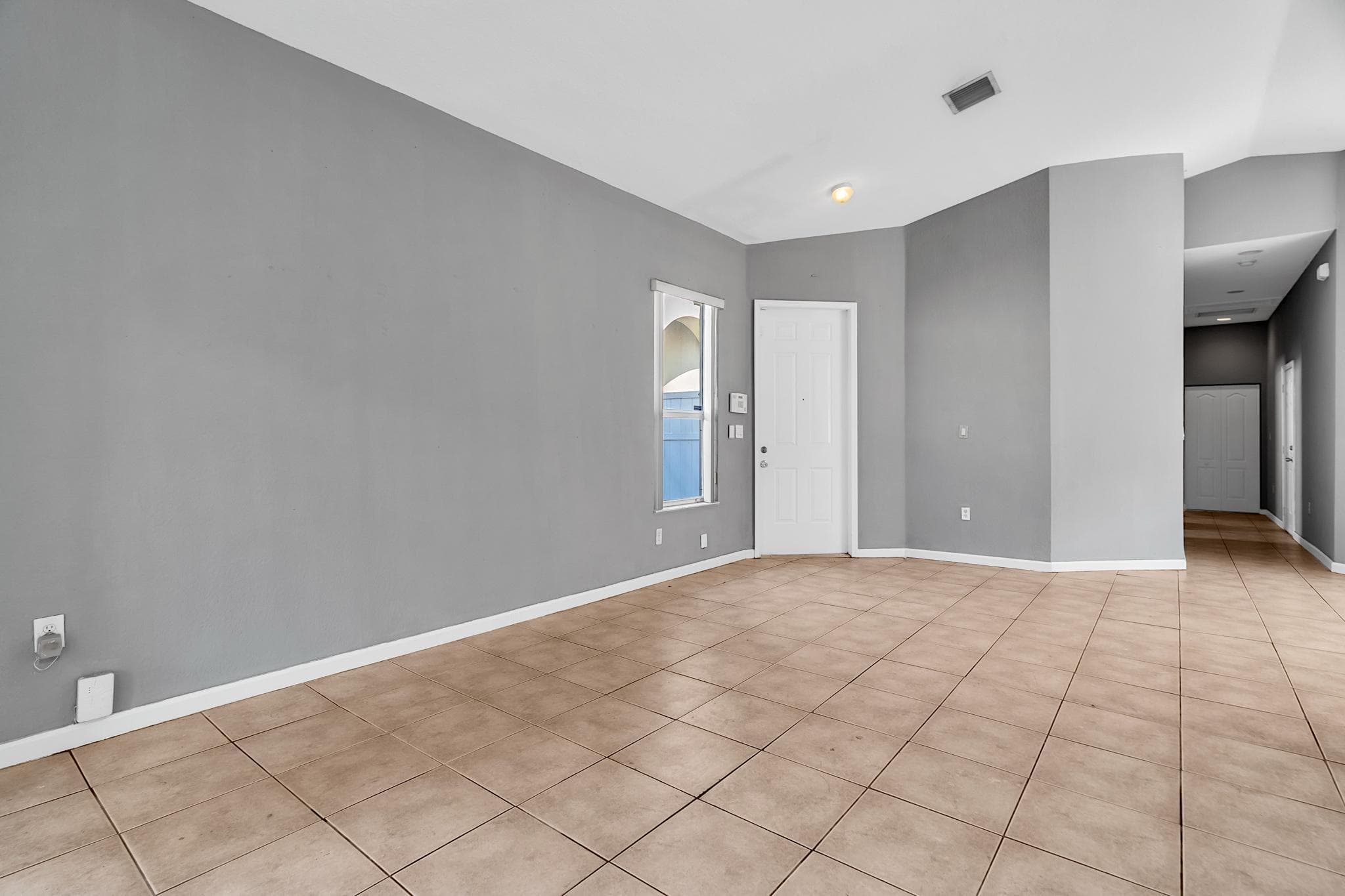 2302 NE 37th Road, Homestead, FL 33033 — photo 8 of 43