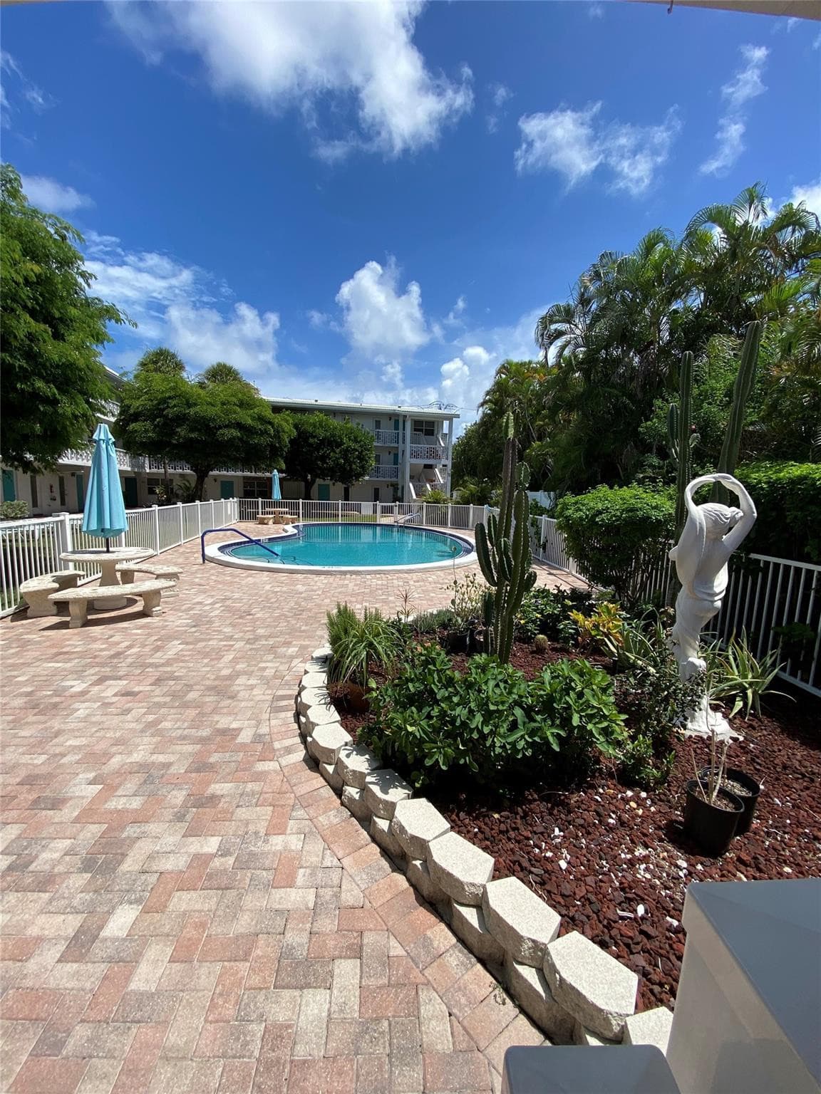 224 Hibiscus Avenue 260, Lauderdale-By-The-Sea, FL 33308 — photo 17 of 26