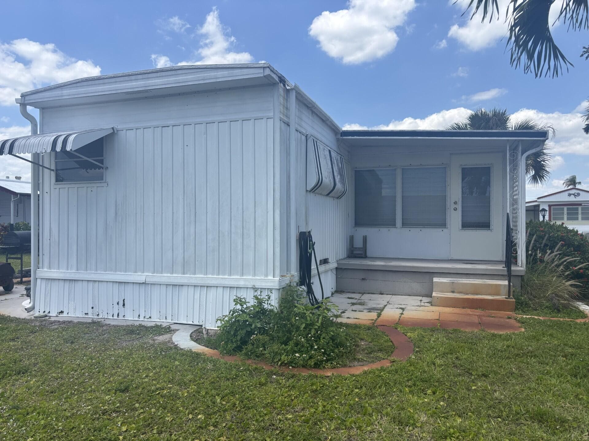 586 NE 47th Street, Deerfield Beach, FL 33064 — photo 27 of 29
