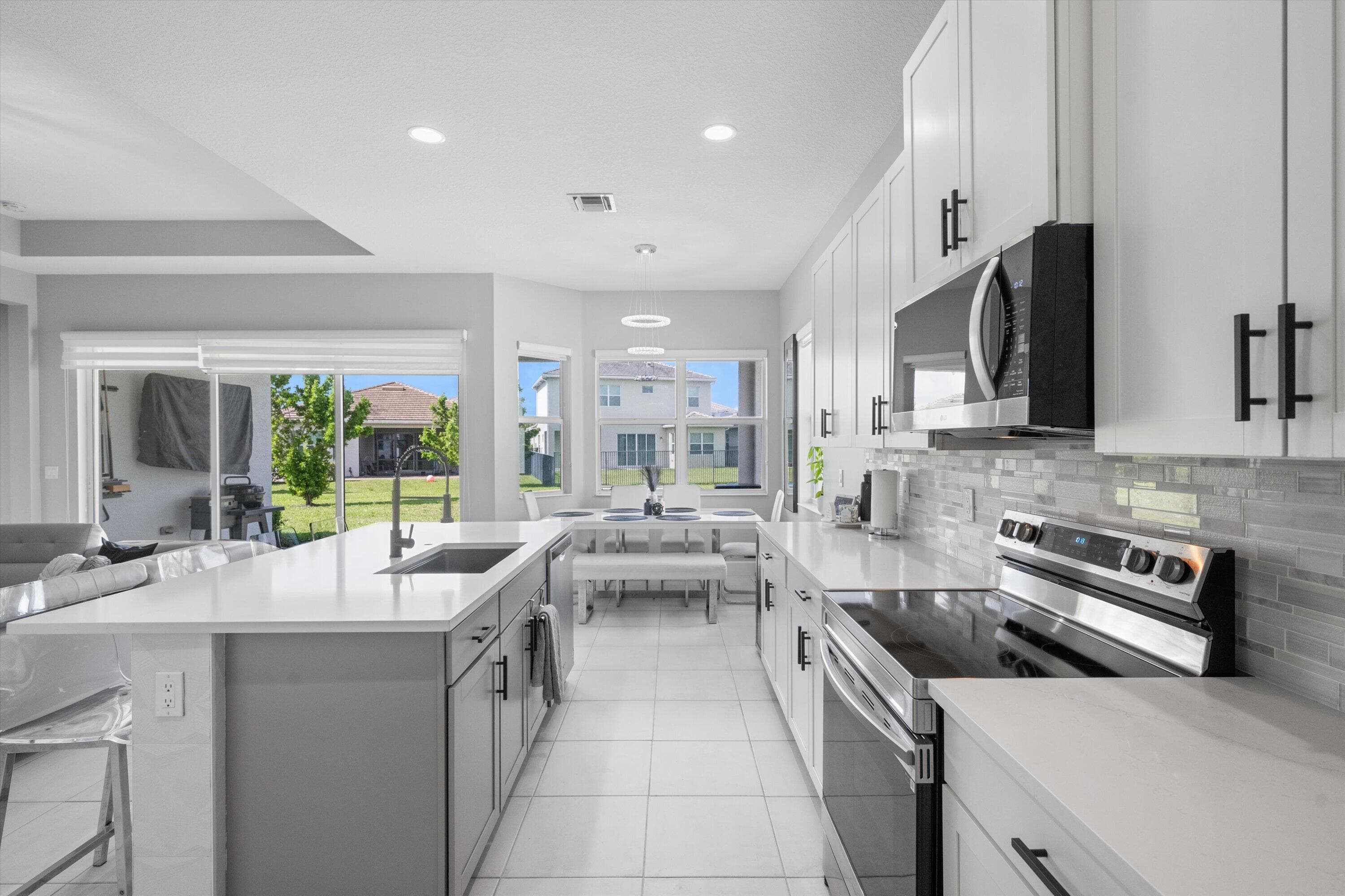 16293 Melogold Drive, Westlake, FL 33470 — photo 12 of 50