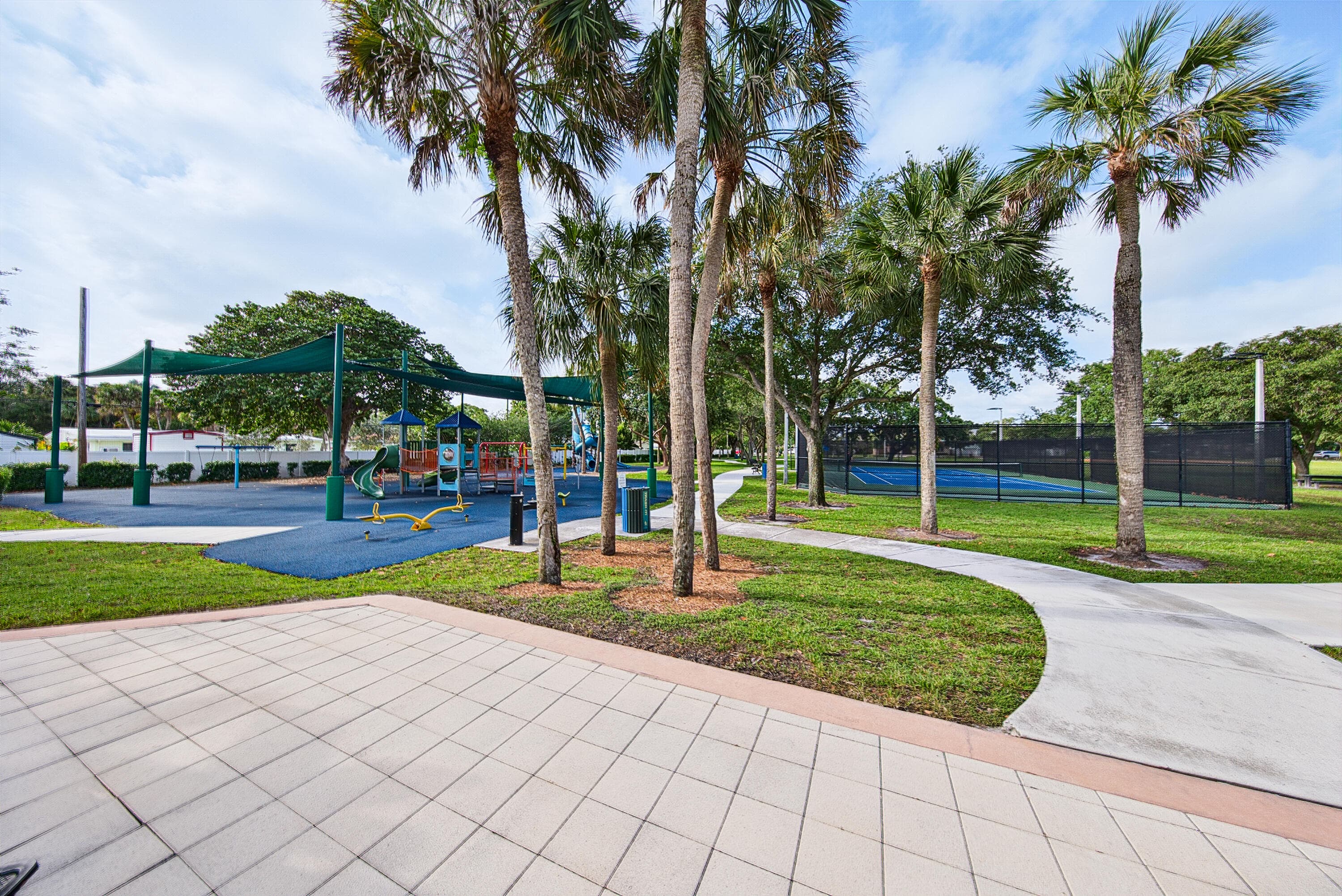 1425 SW 19th Avenue, Fort Lauderdale, FL 33312 — photo 40 of 43