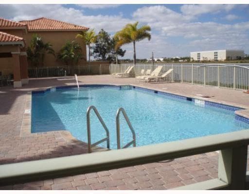 765 SW 107th Avenue 2303, Pembroke Pines, FL 33025 — photo 17 of 18