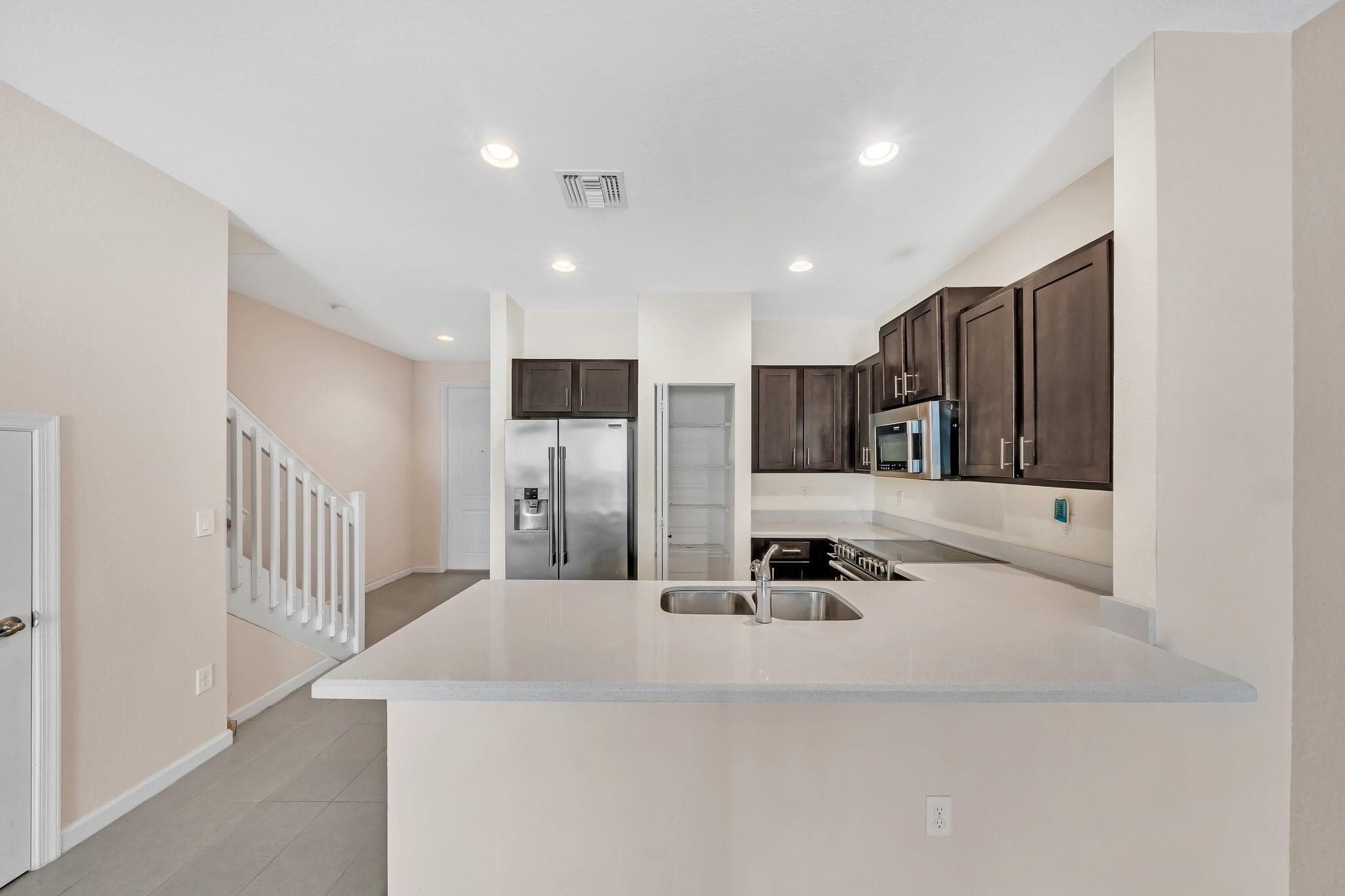 4208 N Dixie Highway 25, Oakland Park, FL 33334 — photo 6 of 26