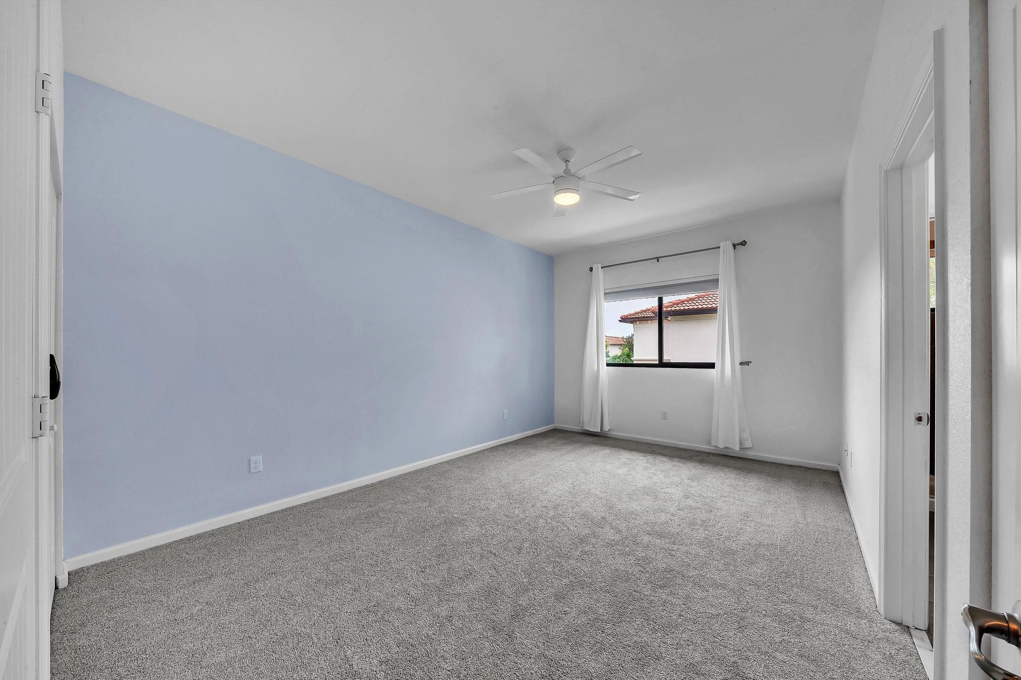 4208 N Dixie Highway 25, Oakland Park, FL 33334 — photo 11 of 26