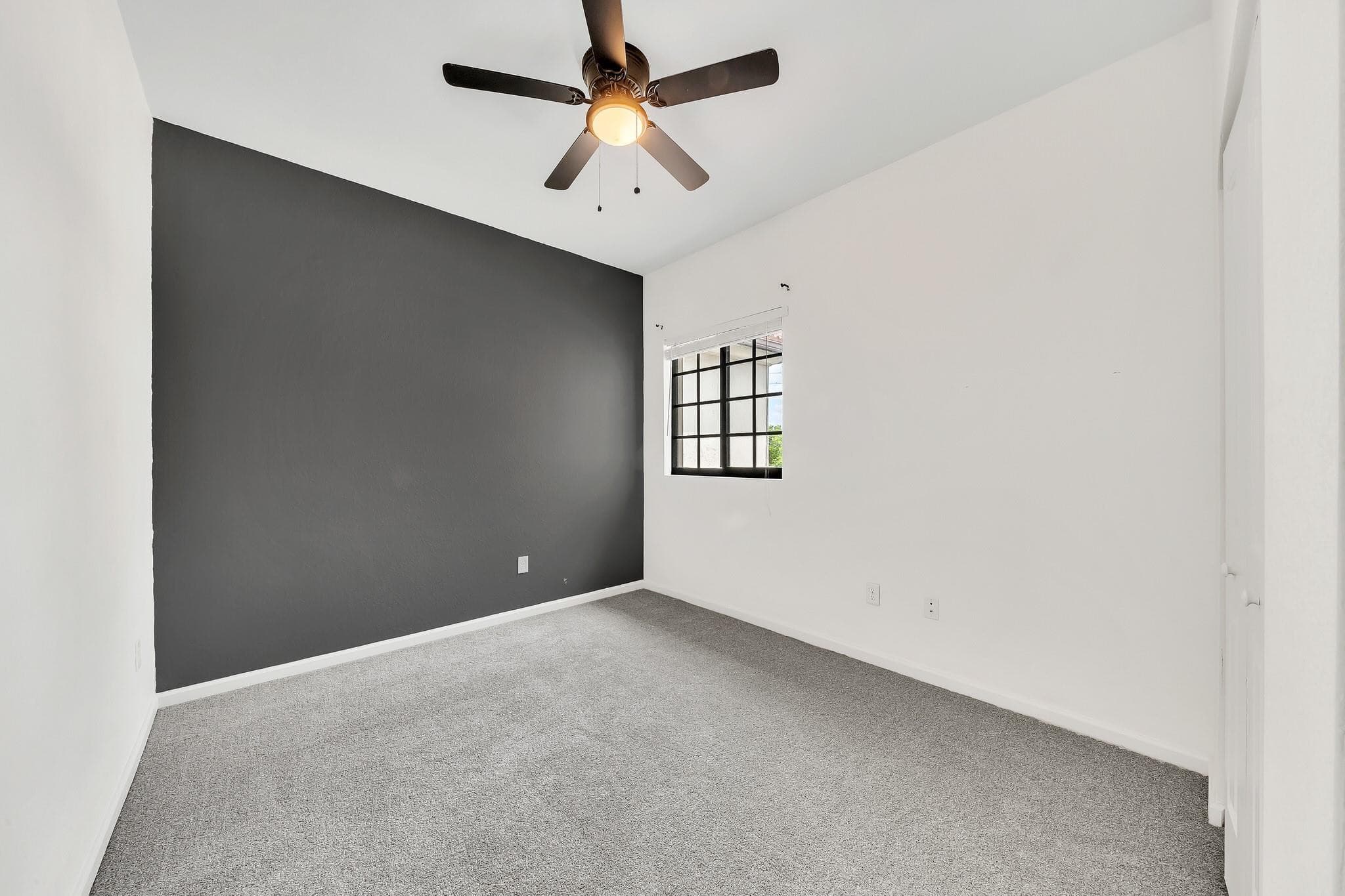 4208 N Dixie Highway 25, Oakland Park, FL 33334 — photo 16 of 26