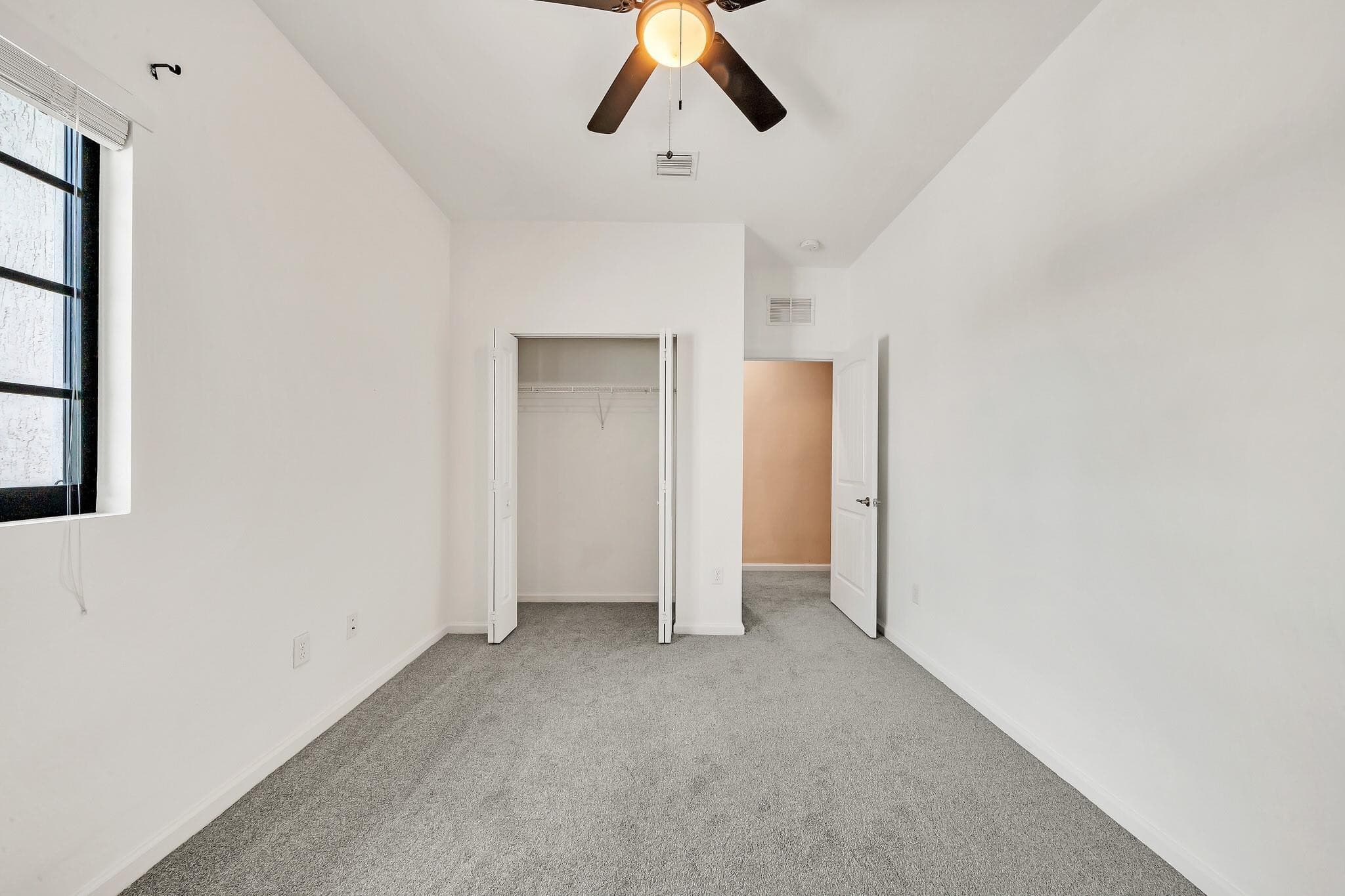 4208 N Dixie Highway 25, Oakland Park, FL 33334 — photo 17 of 26