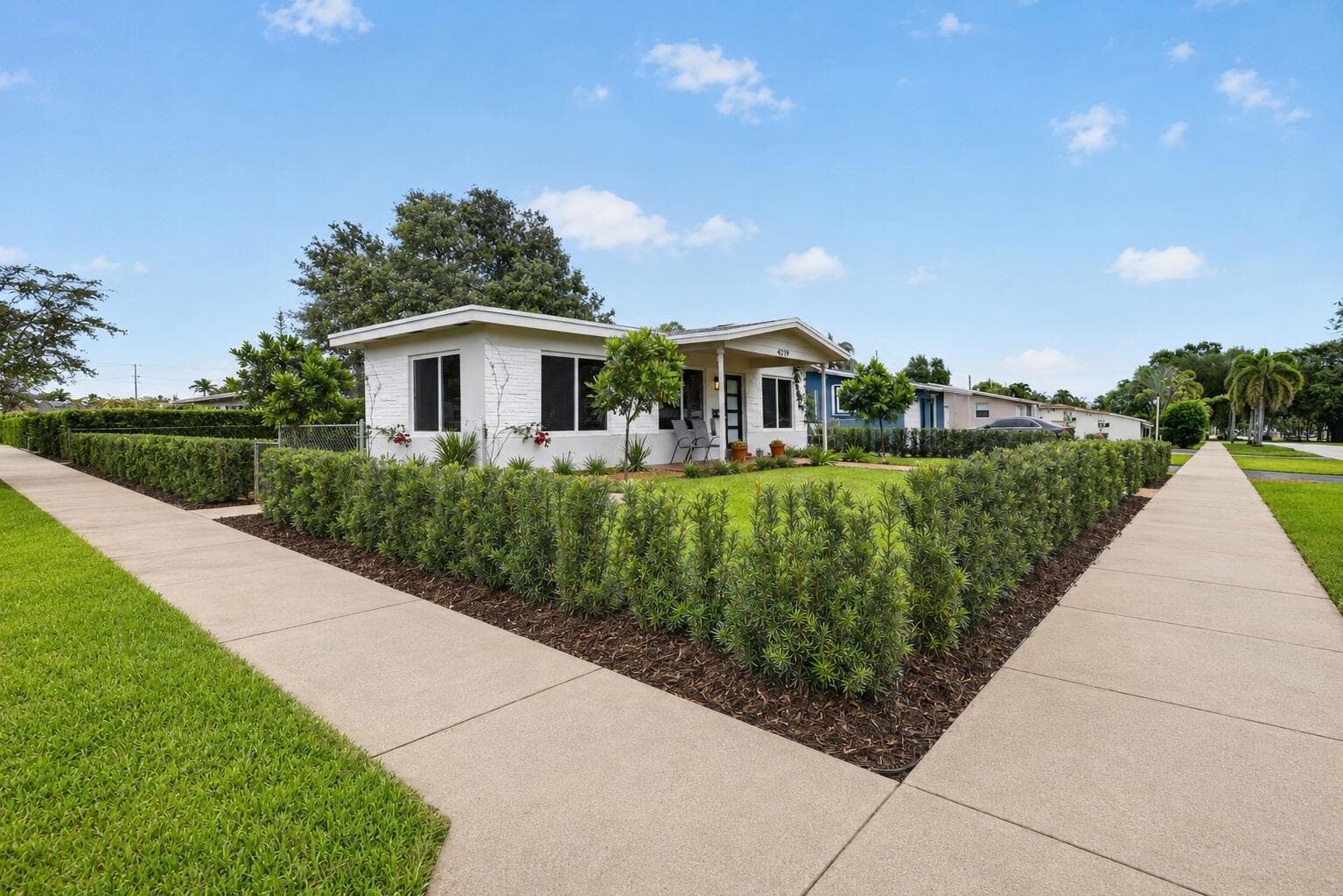 4219 W Park Road, Hollywood, FL 33021 — photo 3 of 44