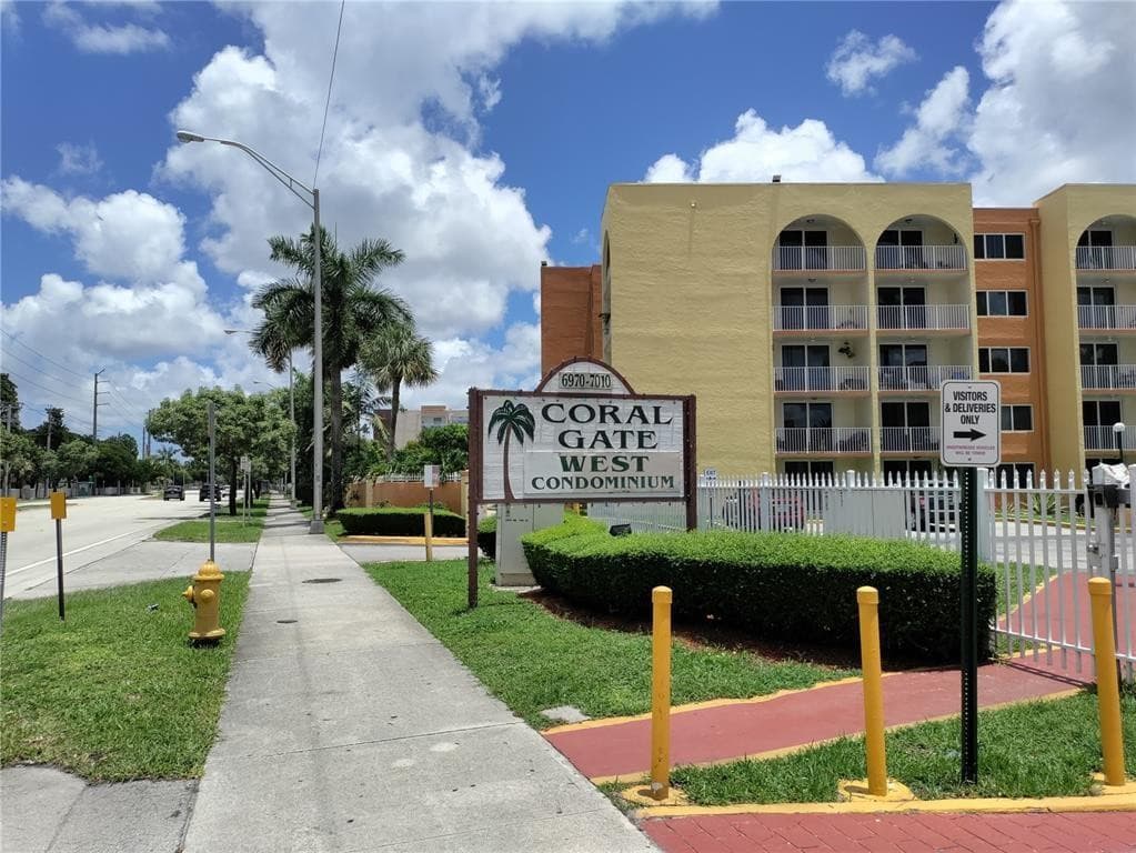 7000 NW 186th Street 4-325, Hialeah, FL 33015 — photo 16 of 21
