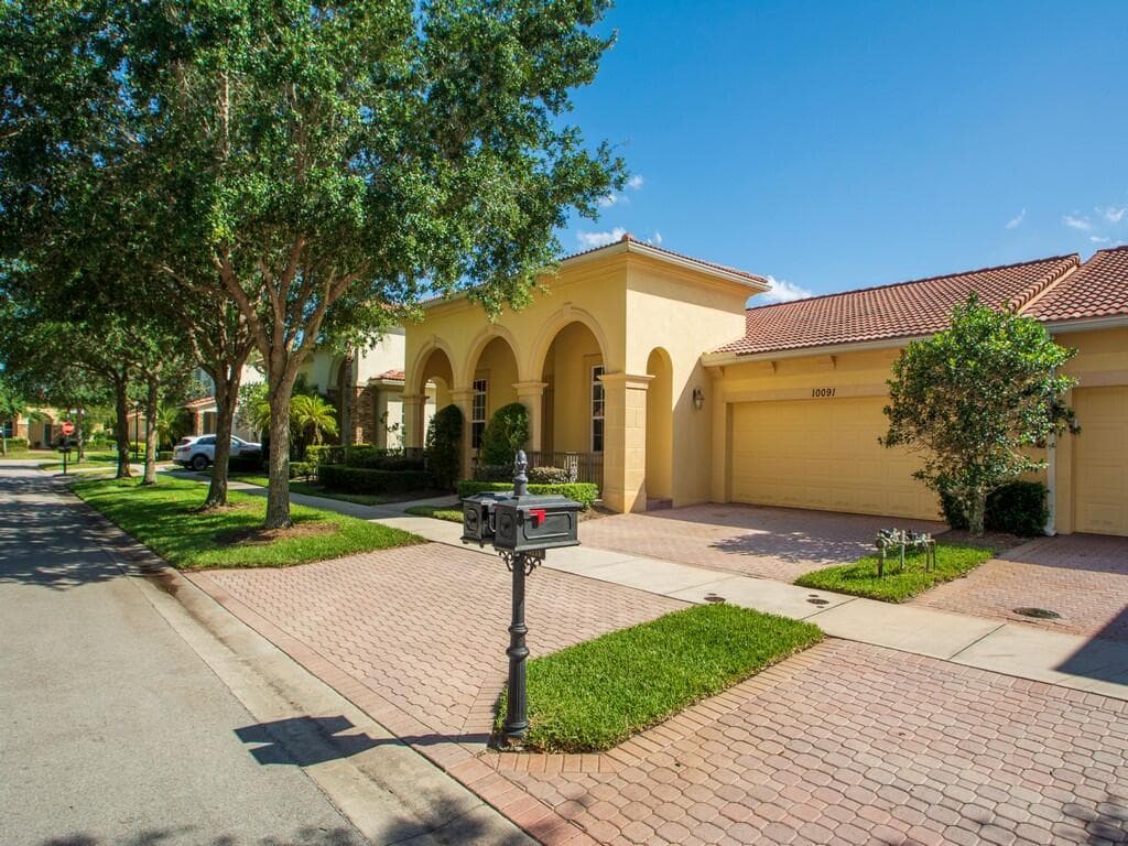 10091 SW Dolce Road, Port St. Lucie, FL 34986 — photo 2 of 30