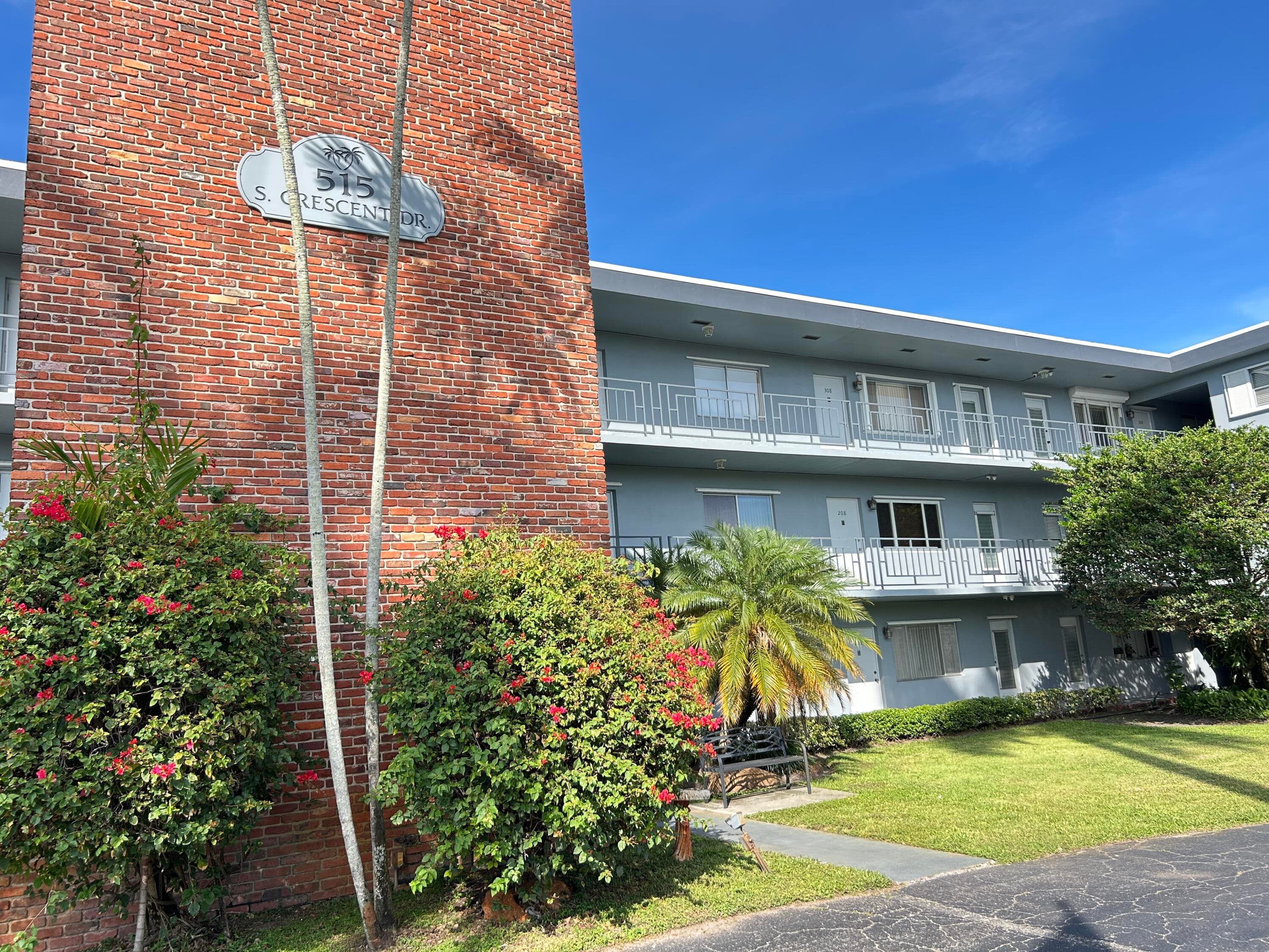 515 S Crescent Drive 107, Hollywood, FL 33021 — photo 16 of 18