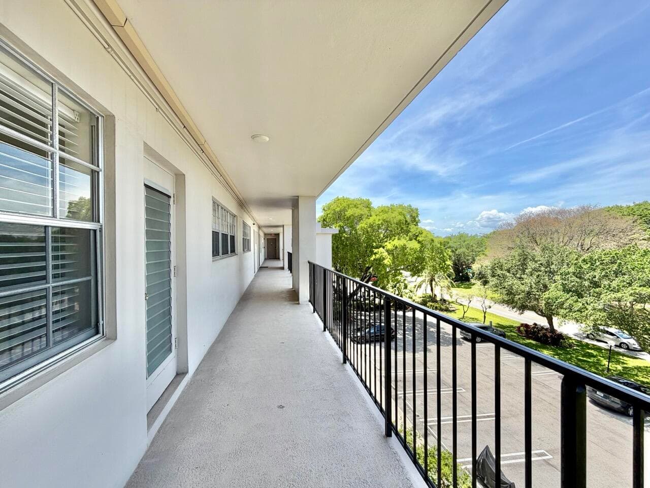 2800 N Palm Aire Drive Unit 404, Pompano Beach, FL 33069 — photo 12 of 43