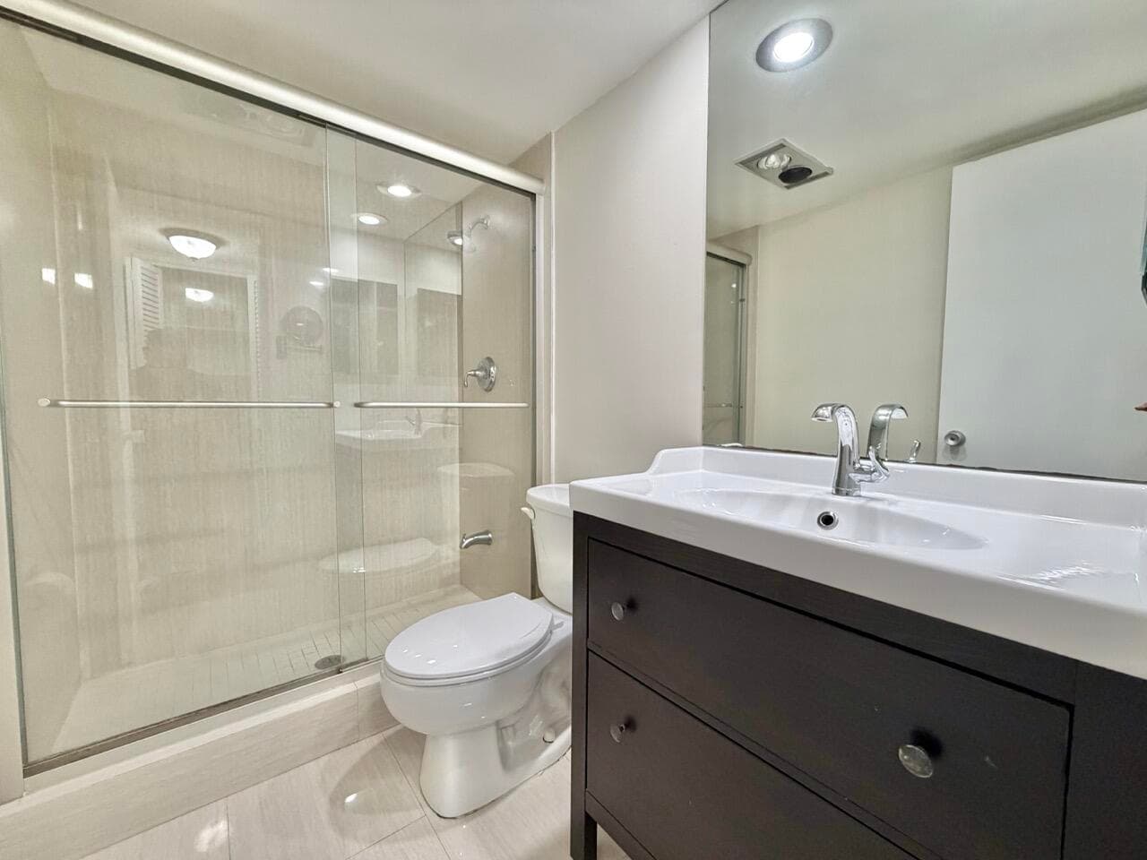 2800 N Palm Aire Drive Unit 404, Pompano Beach, FL 33069 — photo 34 of 43