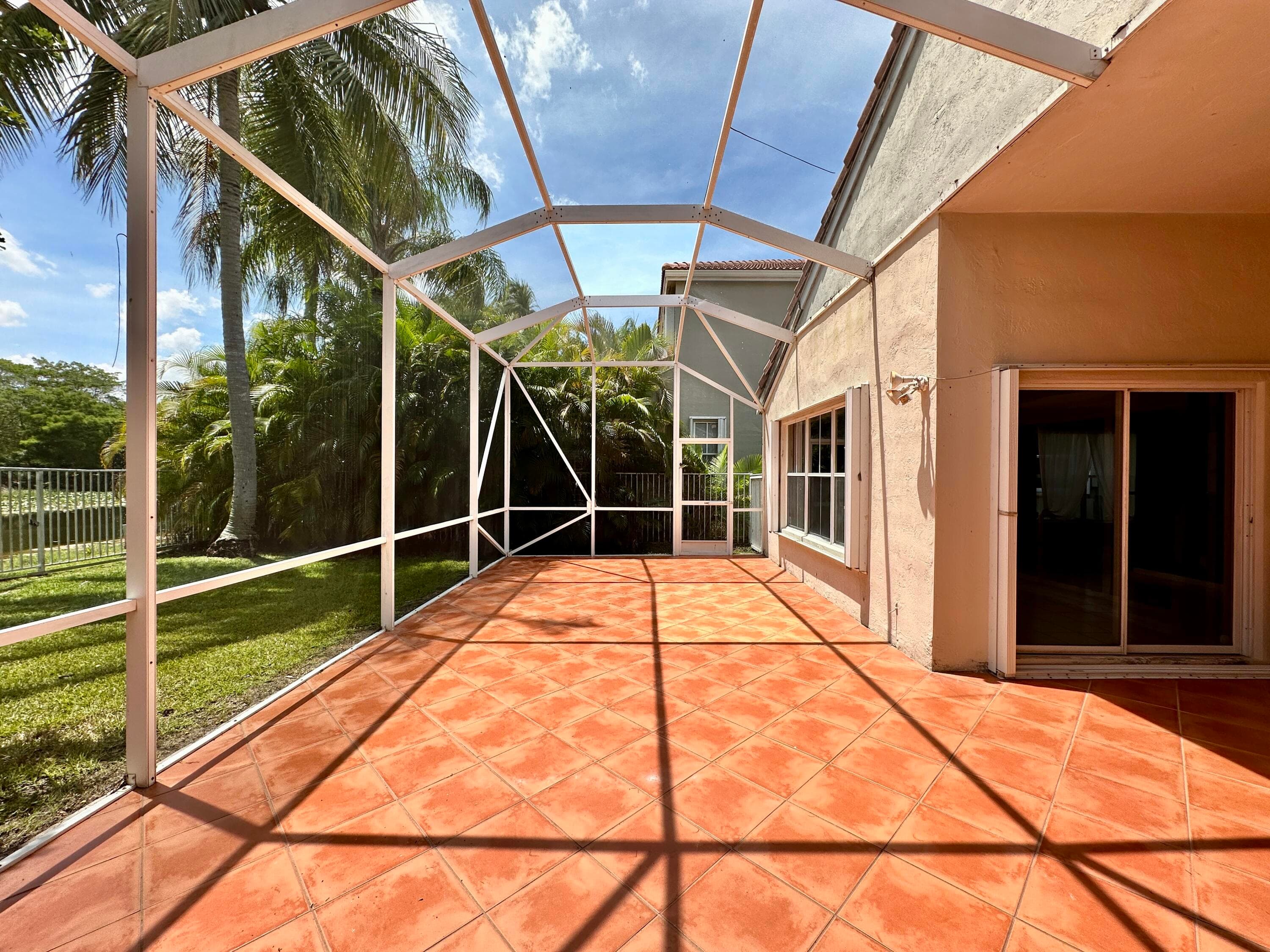 386 Carrington Drive, Weston, FL 33326 — photo 11 of 33