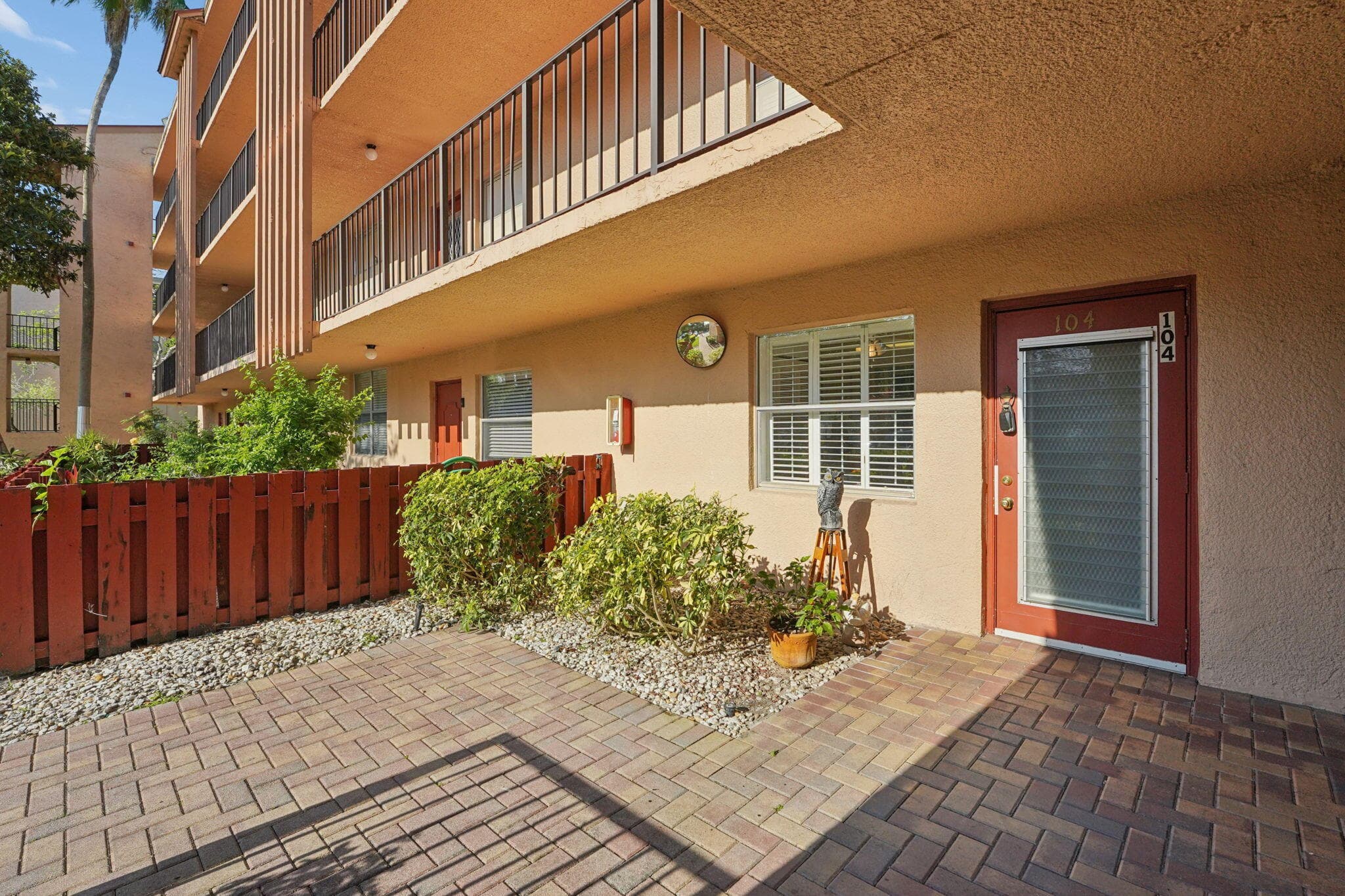 370 NW 76th Avenue 104, Margate, FL 33063 — photo 2 of 51