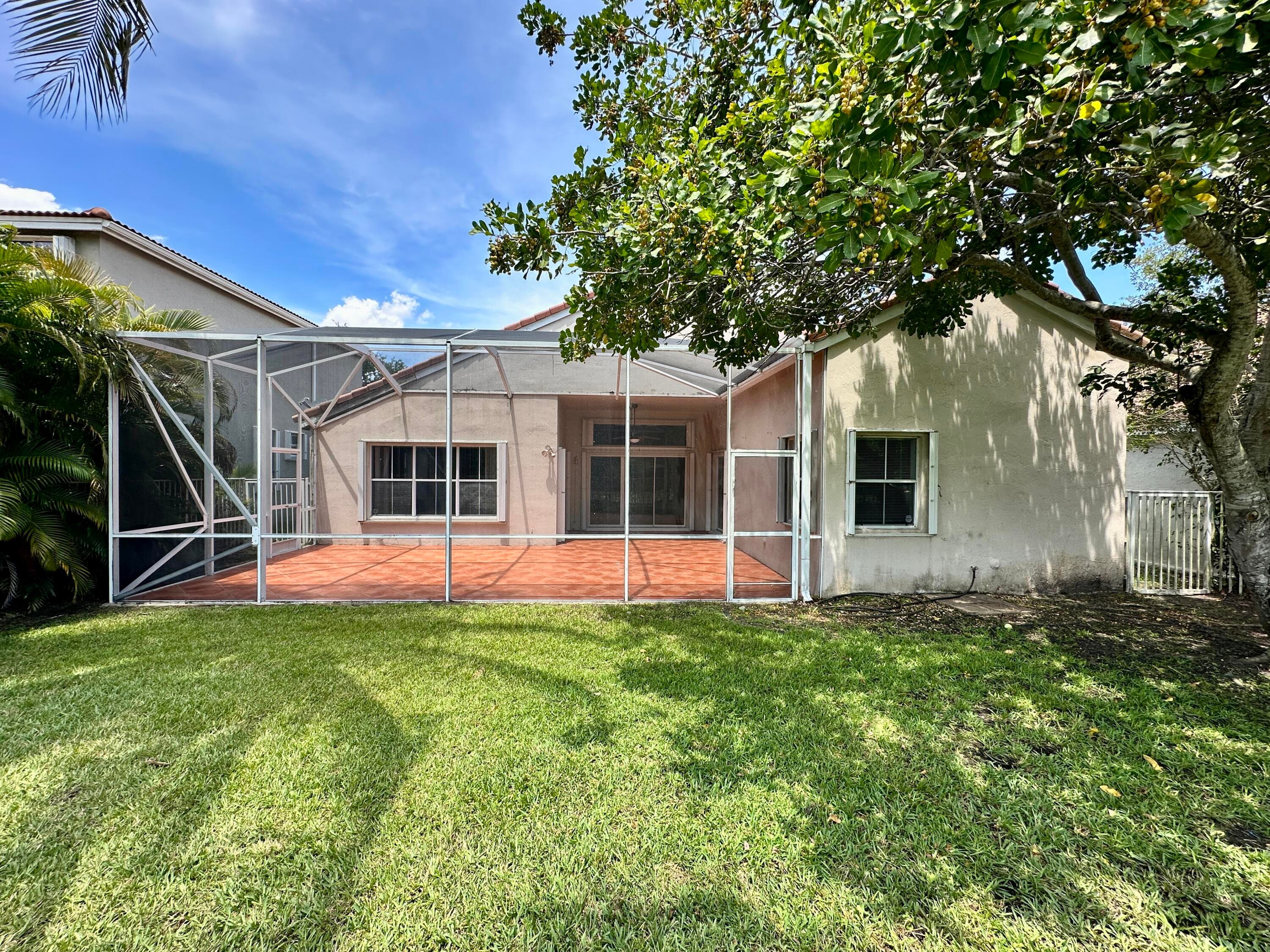 386 Carrington Drive, Weston, FL 33326 — photo 7 of 33