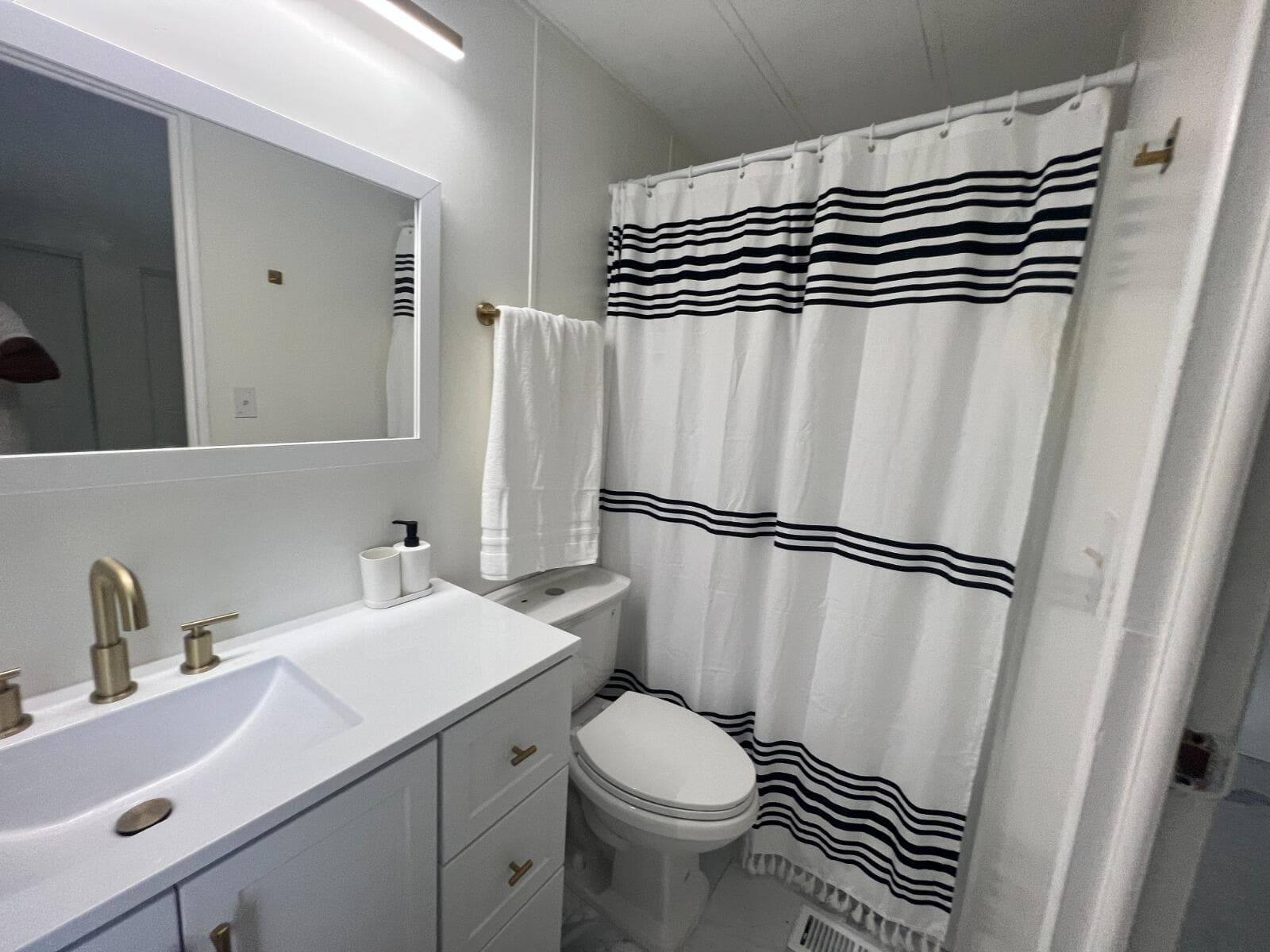 4310 Viola Drive 812, Greenacres, FL 33463 — photo 8 of 11