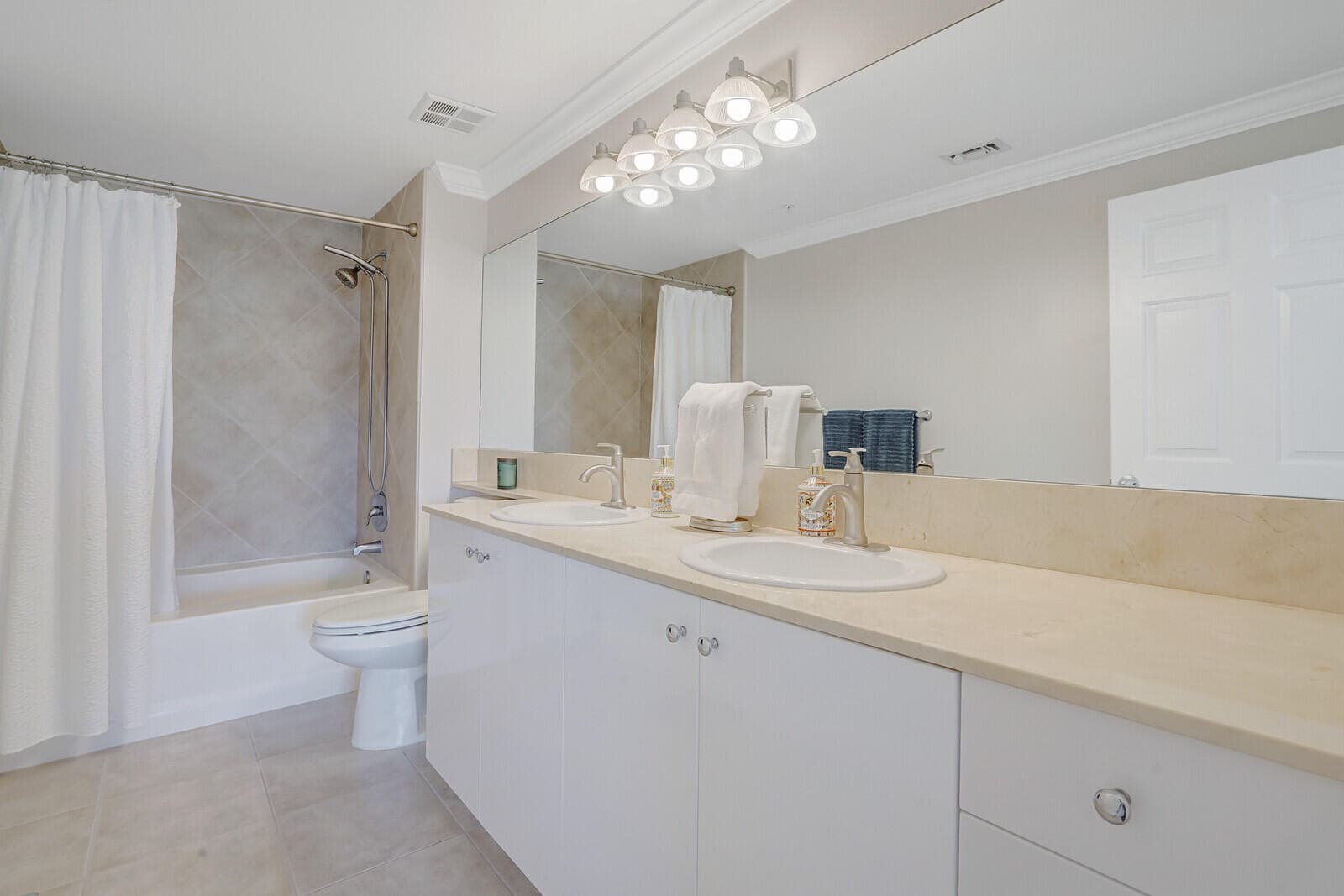 804 E Windward Way, Lantana, FL 33462 — photo 18 of 33