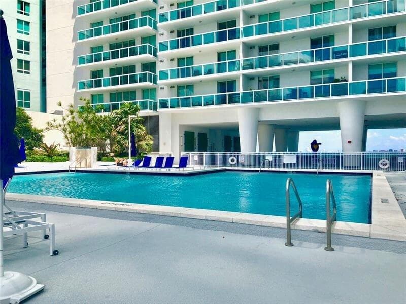 1800 N Bayshore Drive 1610, Miami, FL 33132 — photo 30 of 31