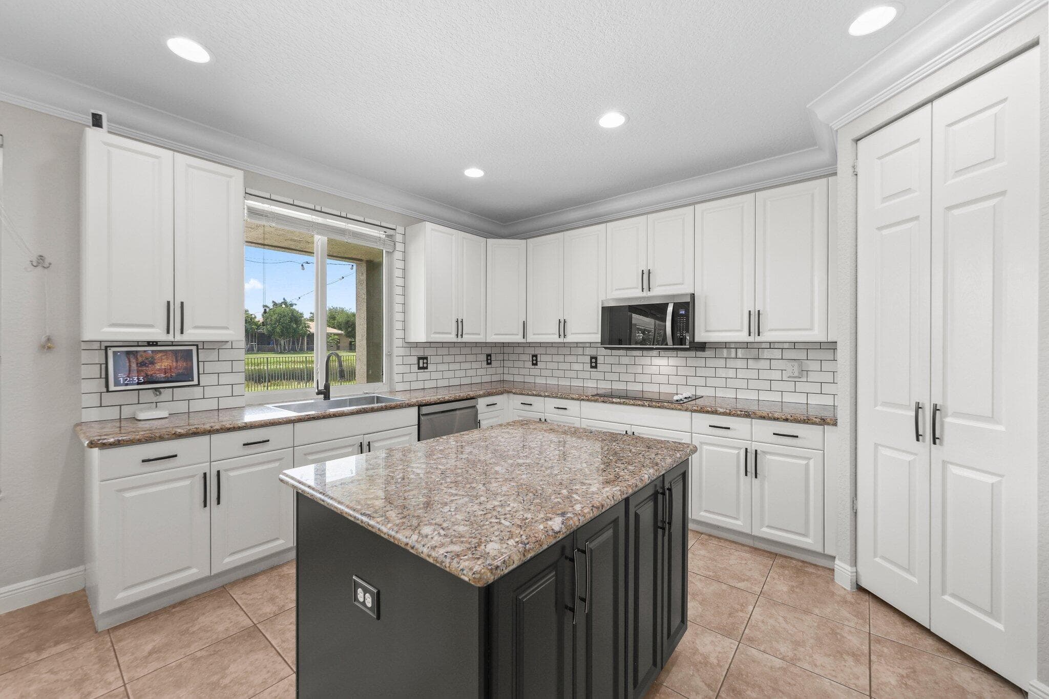 8578 Trailwinds Court, Boynton Beach, FL 33473 — photo 15 of 93