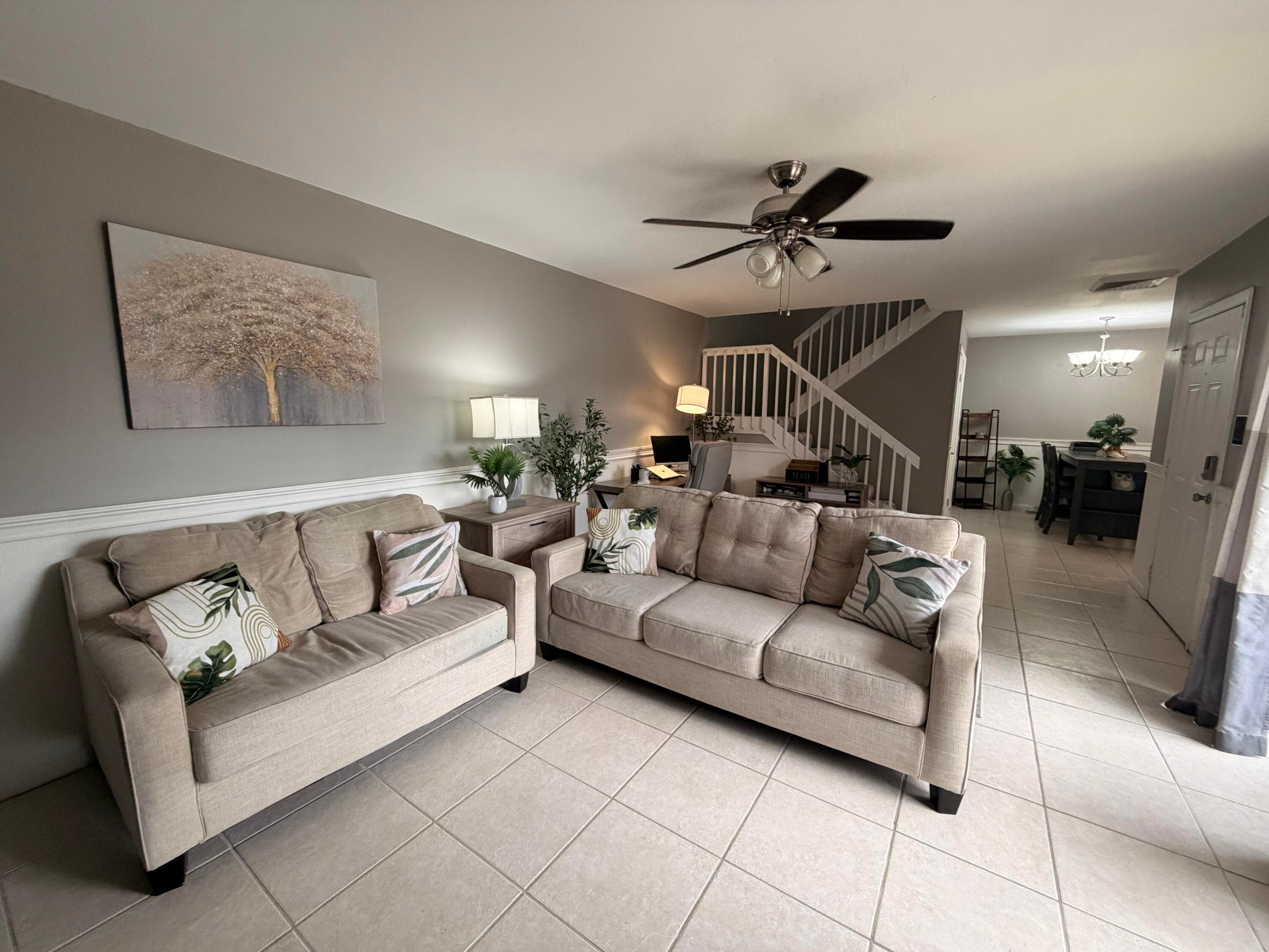 812 8th Way, West Palm Beach, FL 33407 — photo 3 of 22