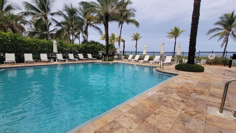 4445 El Mar Drive 303, Lauderdale-By-The-Sea, FL 33308 — photo 31 of 42