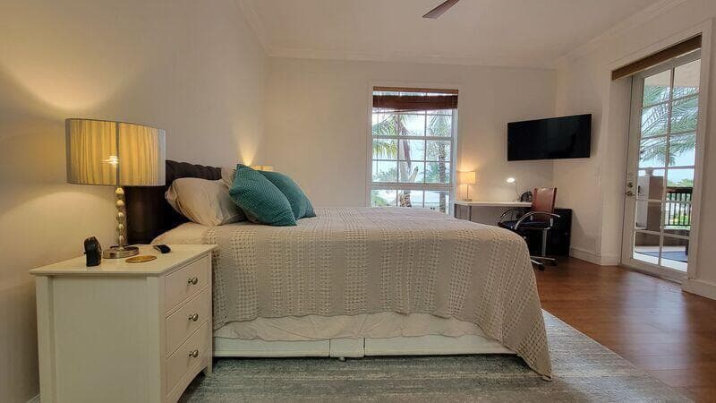 4445 El Mar Drive 303, Lauderdale-By-The-Sea, FL 33308 — photo 37 of 42