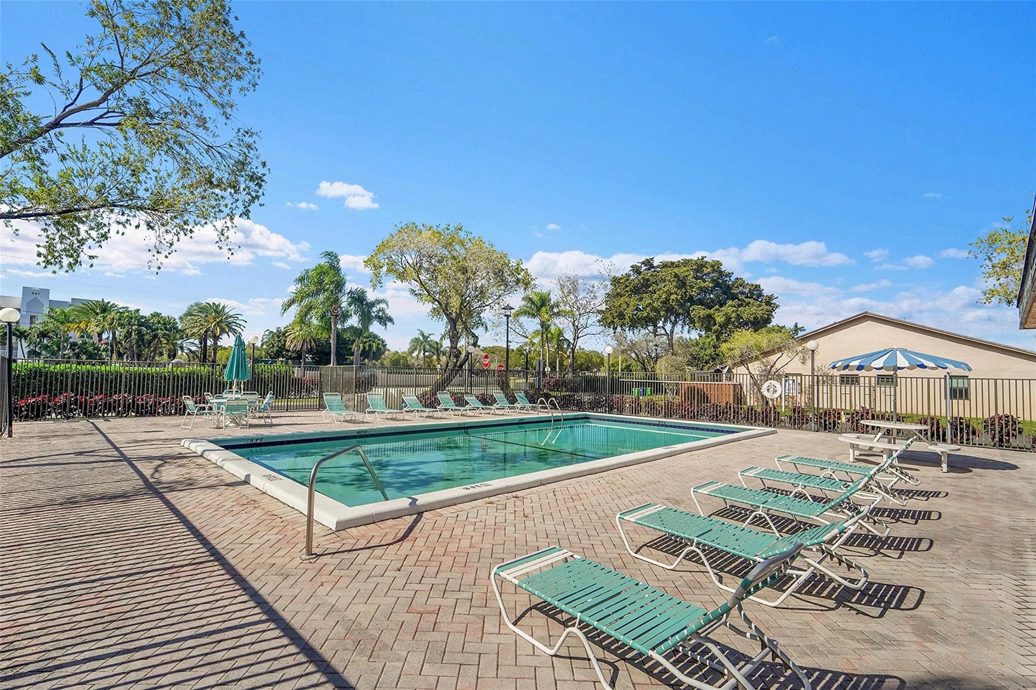 2698 N Nob Hill Road, Sunrise, FL 33322 — photo 26 of 27