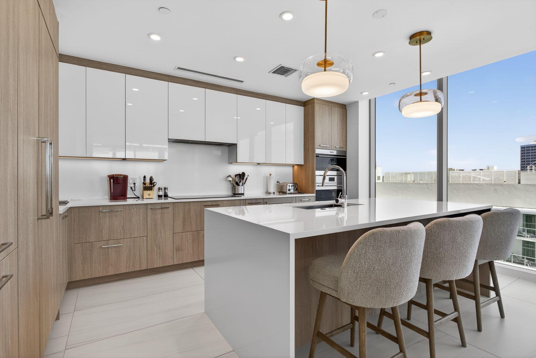 151 N Seabreeze Boulevard 1004, Fort Lauderdale, FL 33304 — photo 12 of 60
