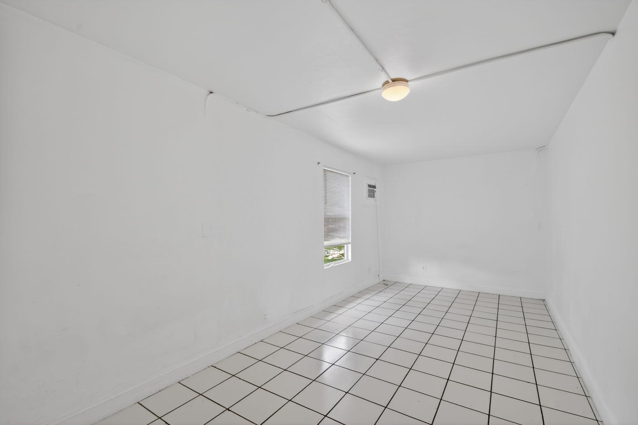 301 S L Street, Lake Worth Beach, FL 33460 — photo 11 of 35