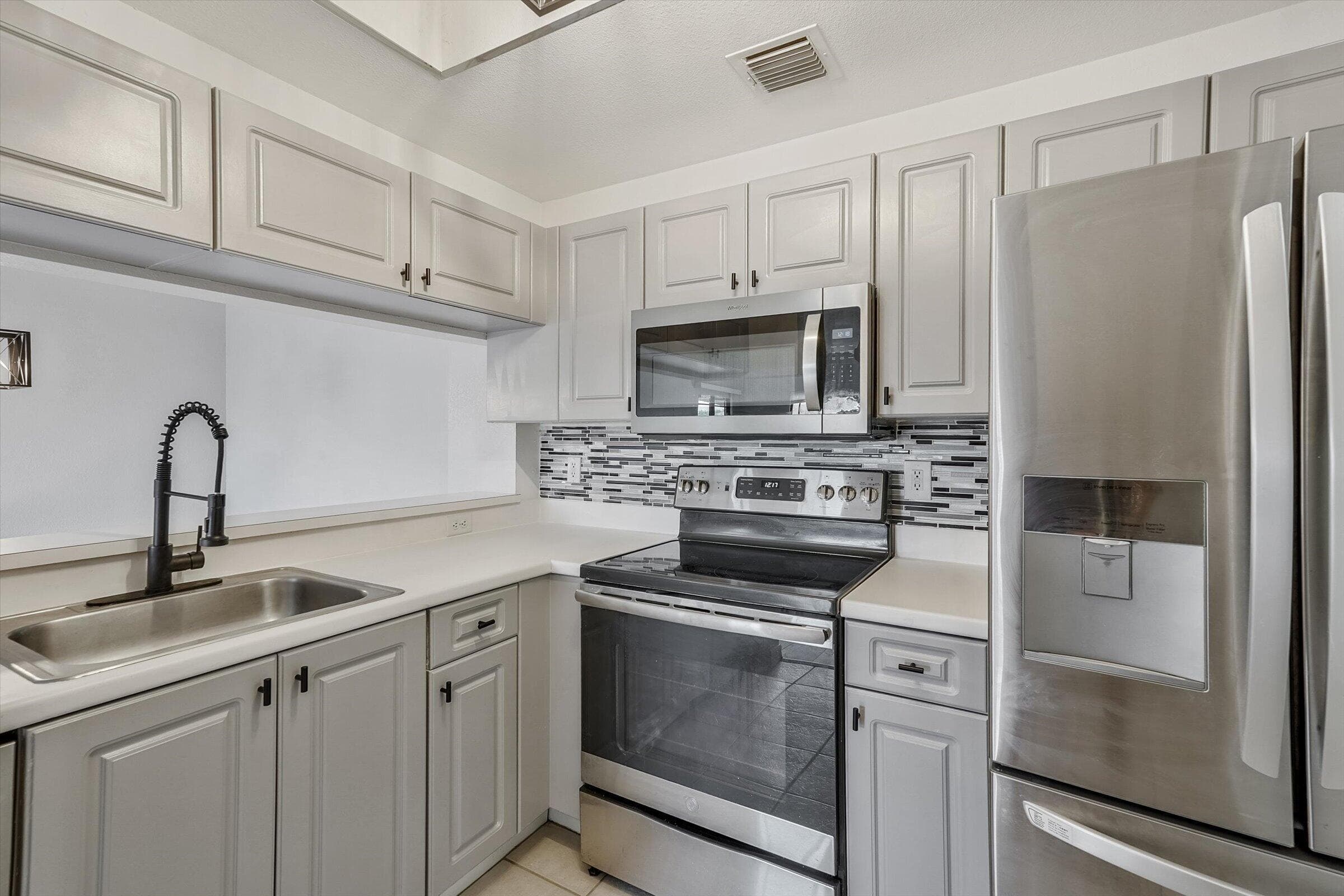 2813 Grande Parkway 304, Palm Beach Gardens, FL 33410 — photo 5 of 51