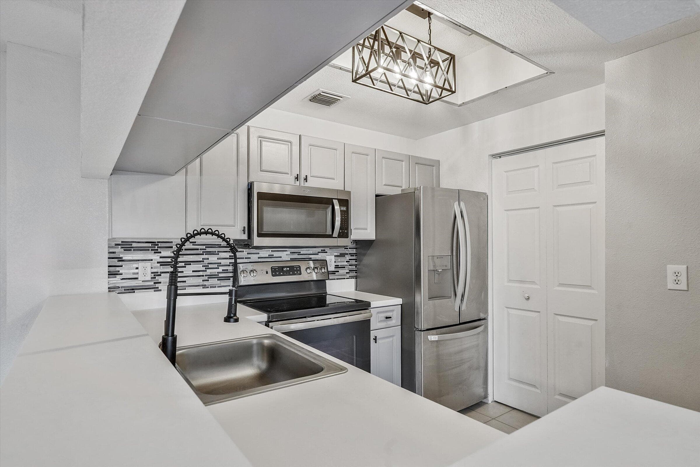 2813 Grande Parkway 304, Palm Beach Gardens, FL 33410 — photo 7 of 51