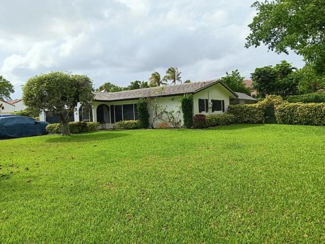 10901 NW 33rd Street, Coral Springs, FL 33065 — photo