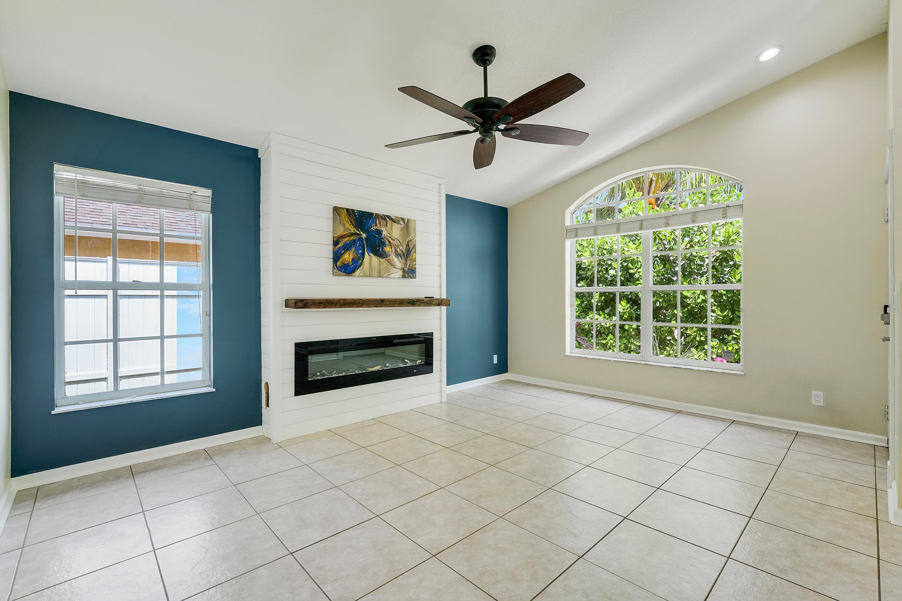 6334 Barbara Street, Jupiter, FL 33458 — photo 8 of 38