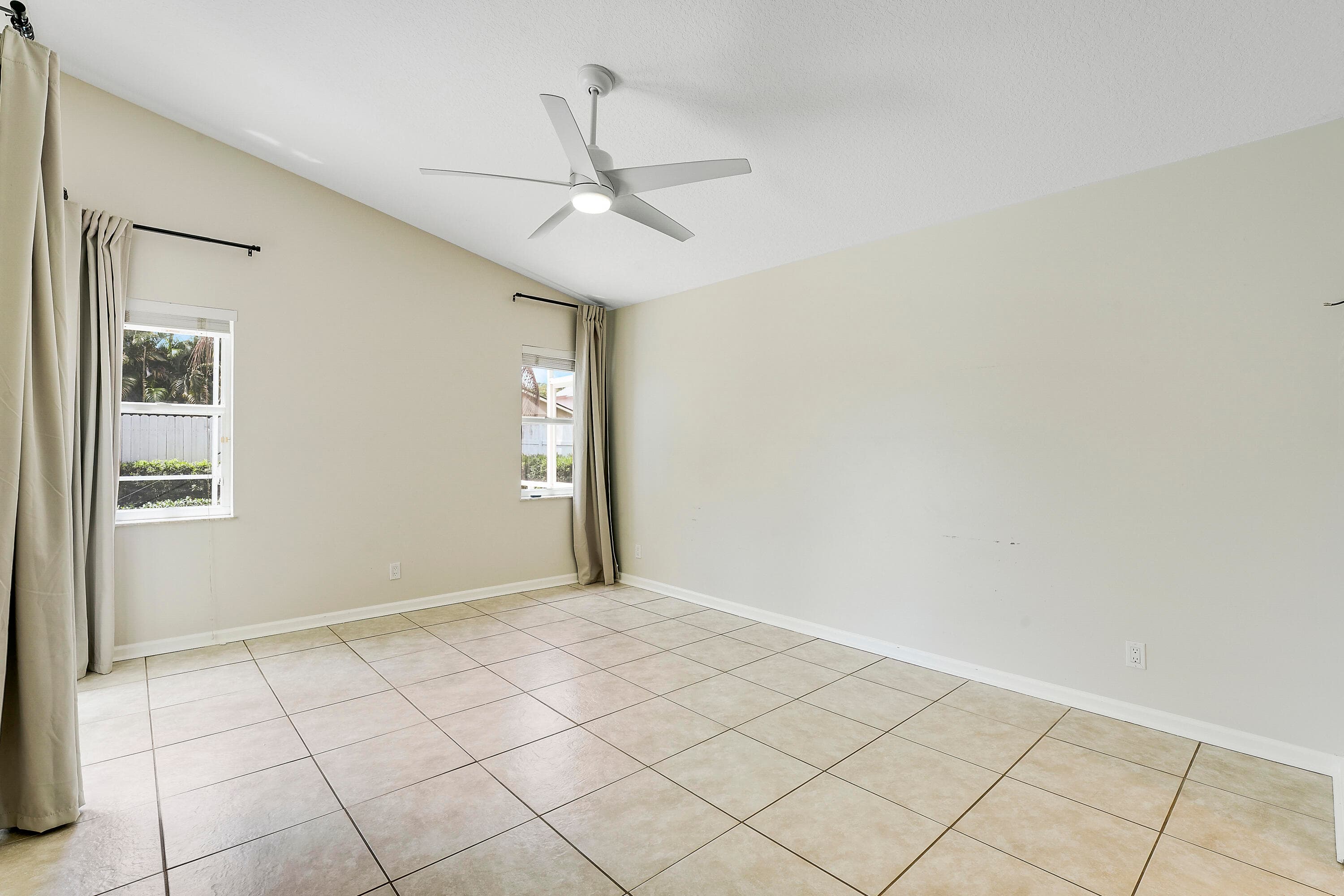 6334 Barbara Street, Jupiter, FL 33458 — photo 18 of 38
