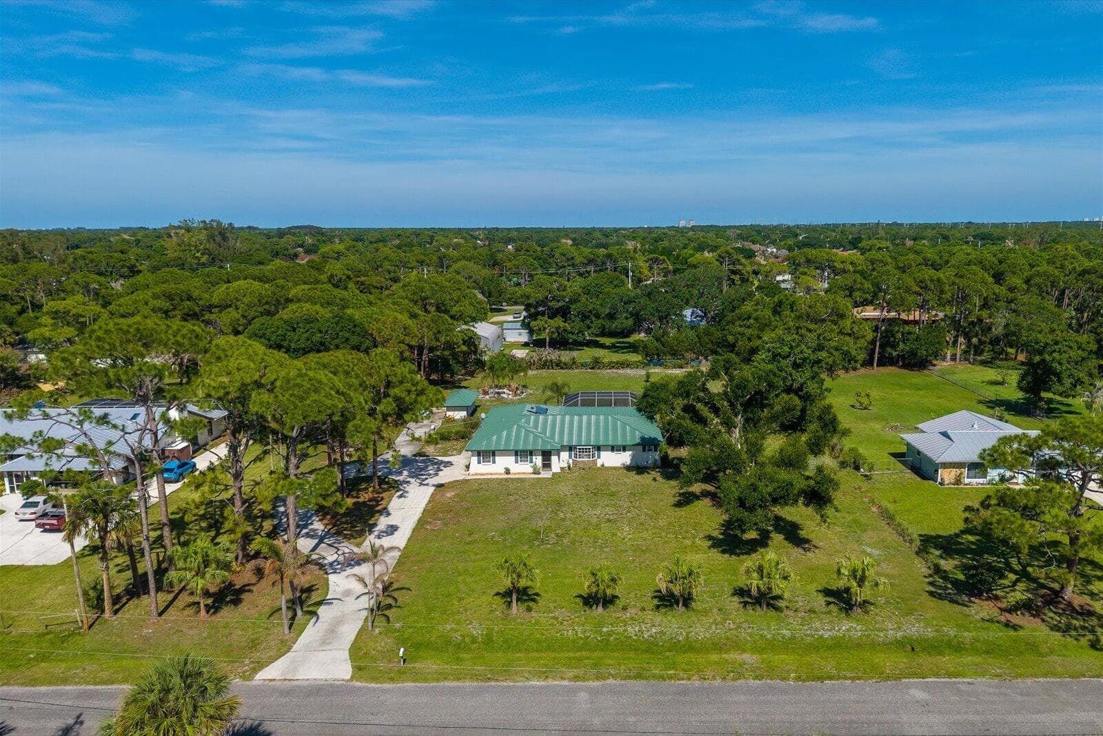 6008 Palmetto Drive, Fort Pierce, FL 34982 — photo 2 of 54