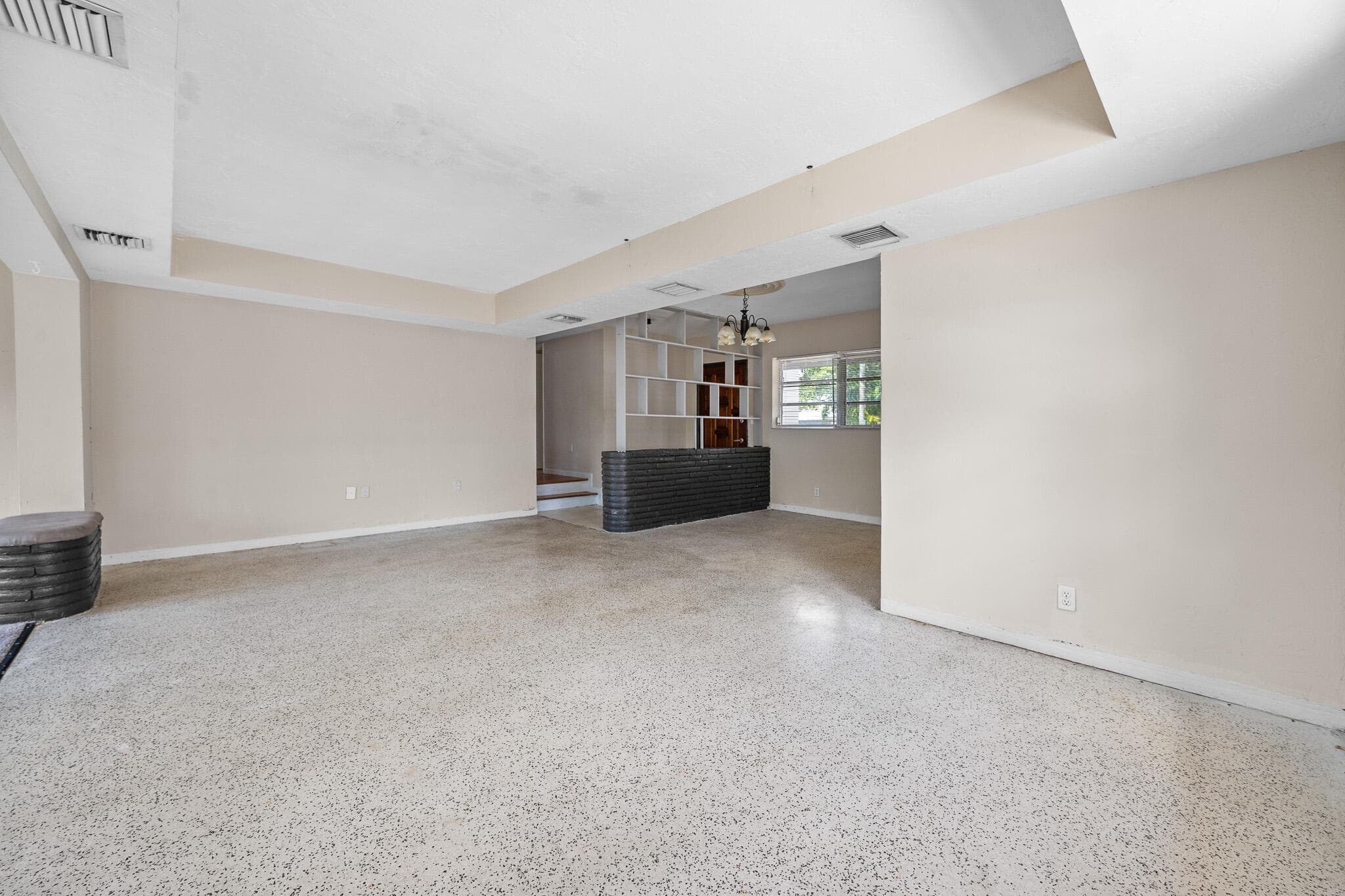 1308 SW 9th Avenue, Fort Lauderdale, FL 33315 — photo 12 of 34