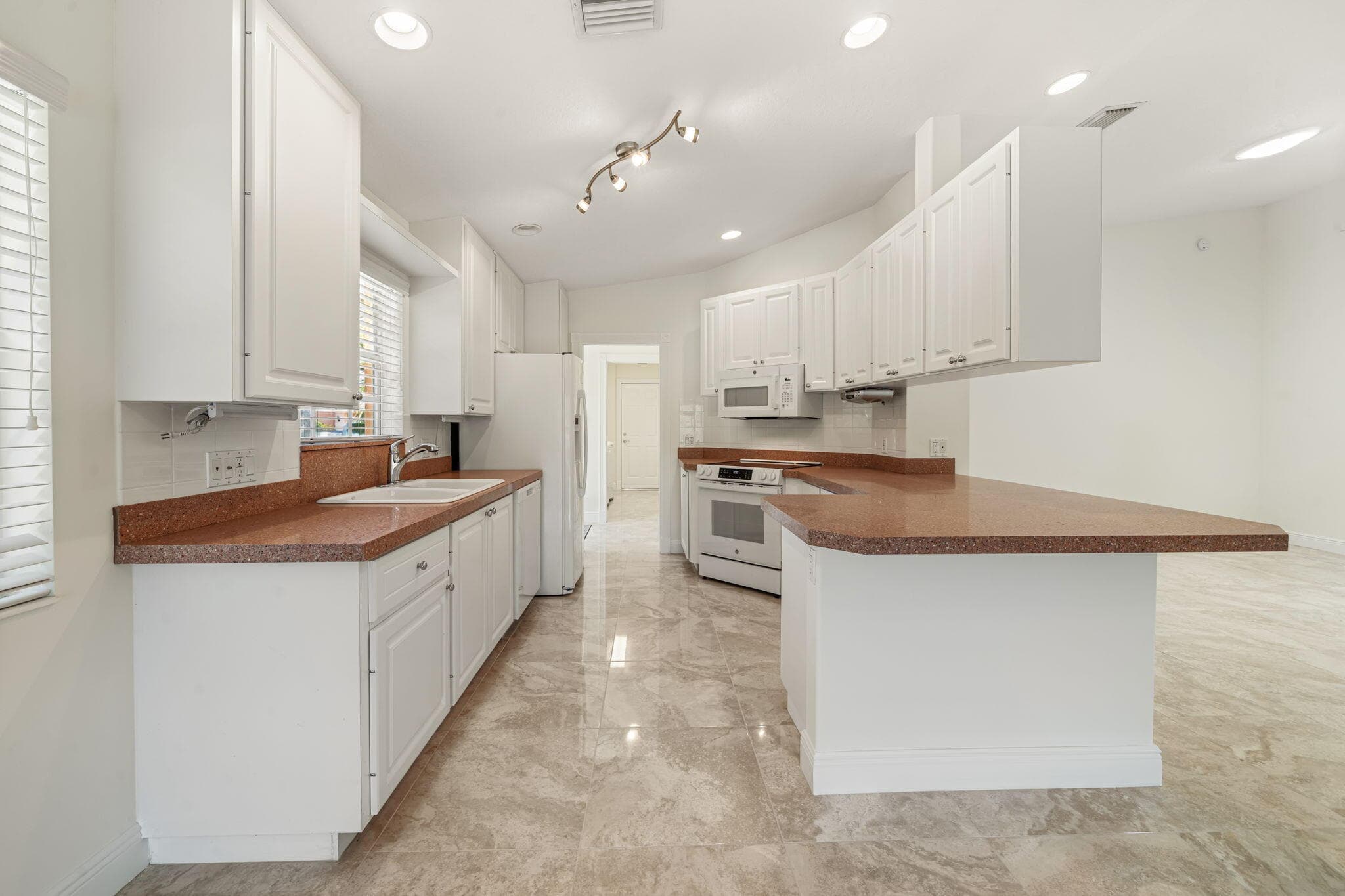 3214 Verdmont Lane, Wellington, FL 33414 — photo 12 of 58