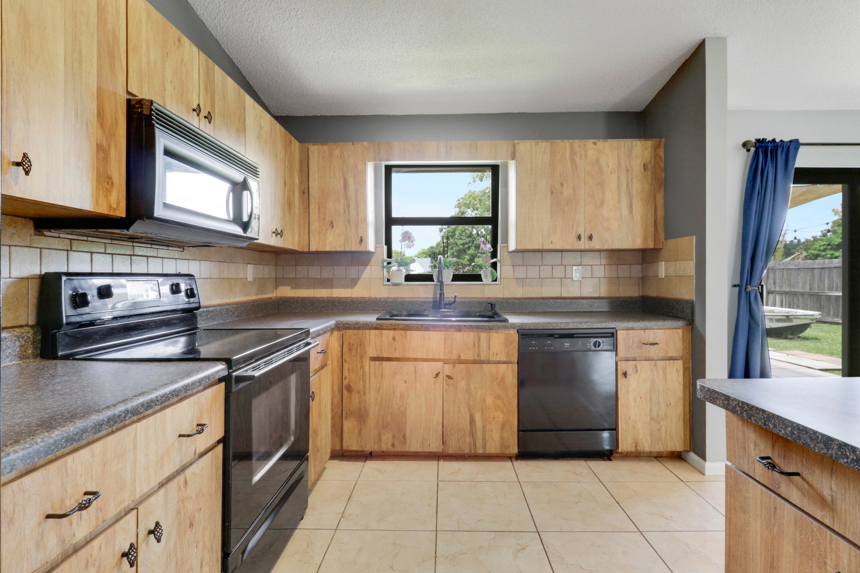 144 Bilbao Street, Royal Palm Beach, FL 33411 — photo 19 of 41