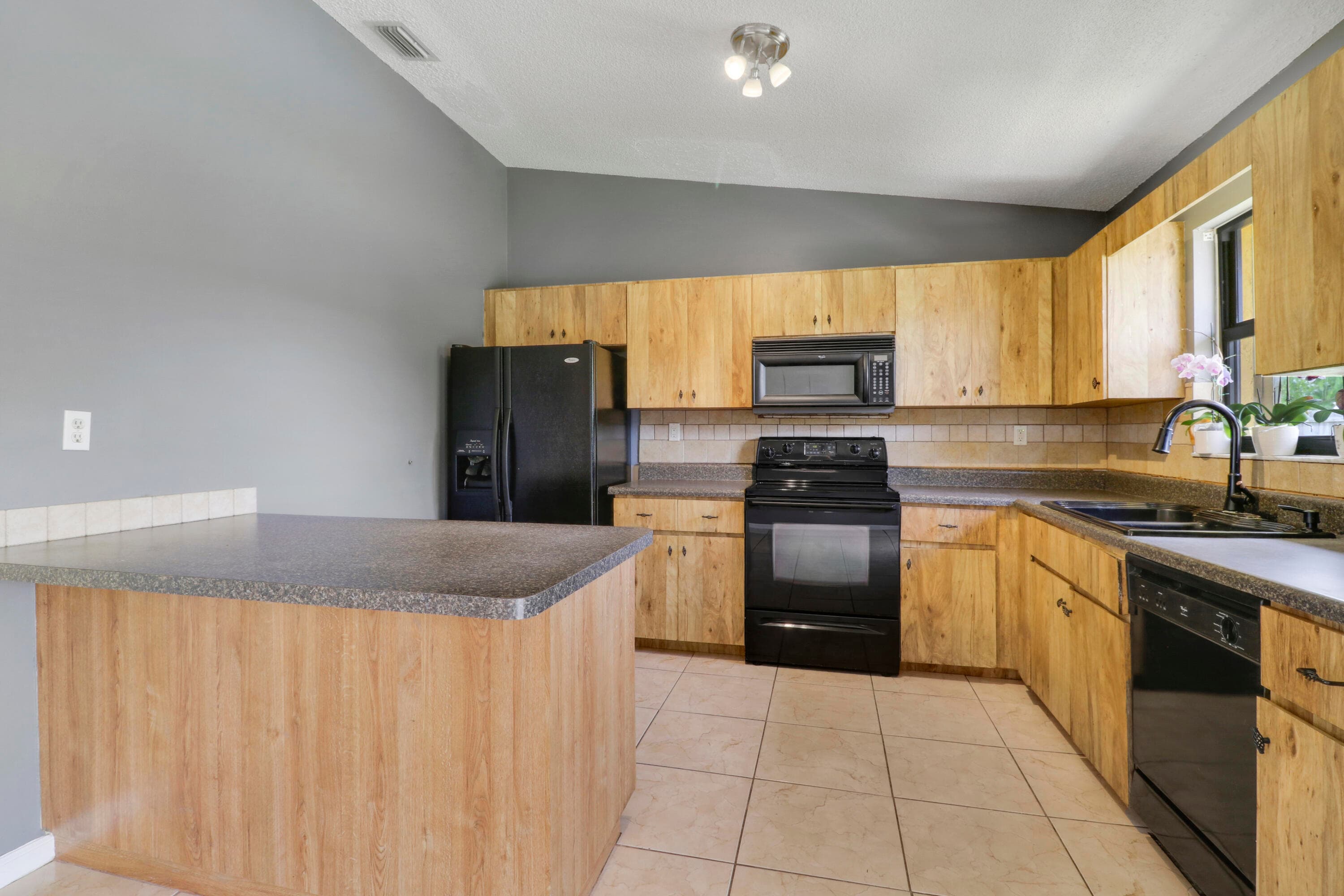 144 Bilbao Street, Royal Palm Beach, FL 33411 — photo 21 of 41