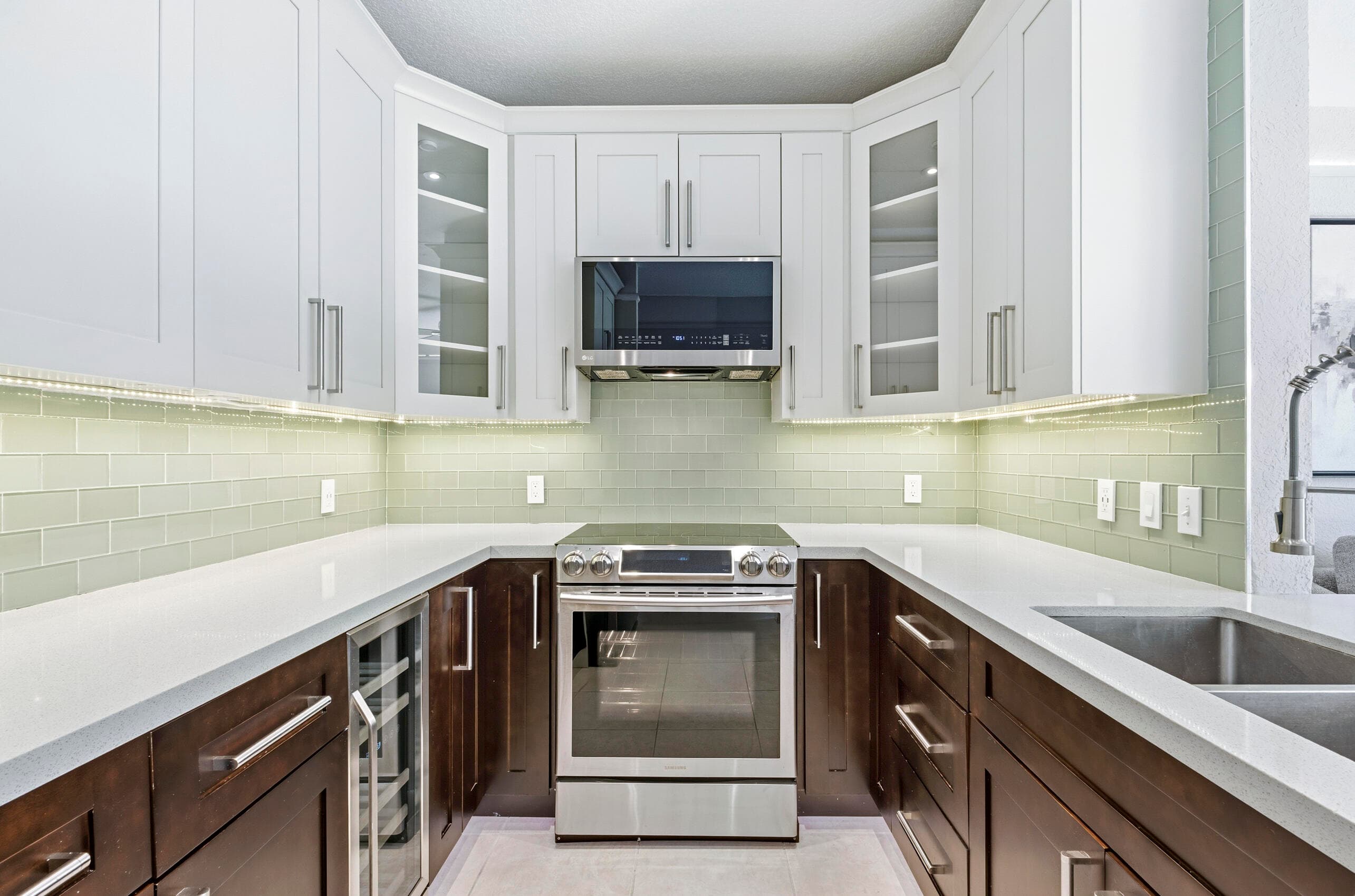 1741 NE 4th Avenue F5, Fort Lauderdale, FL 33305 — photo 14 of 46
