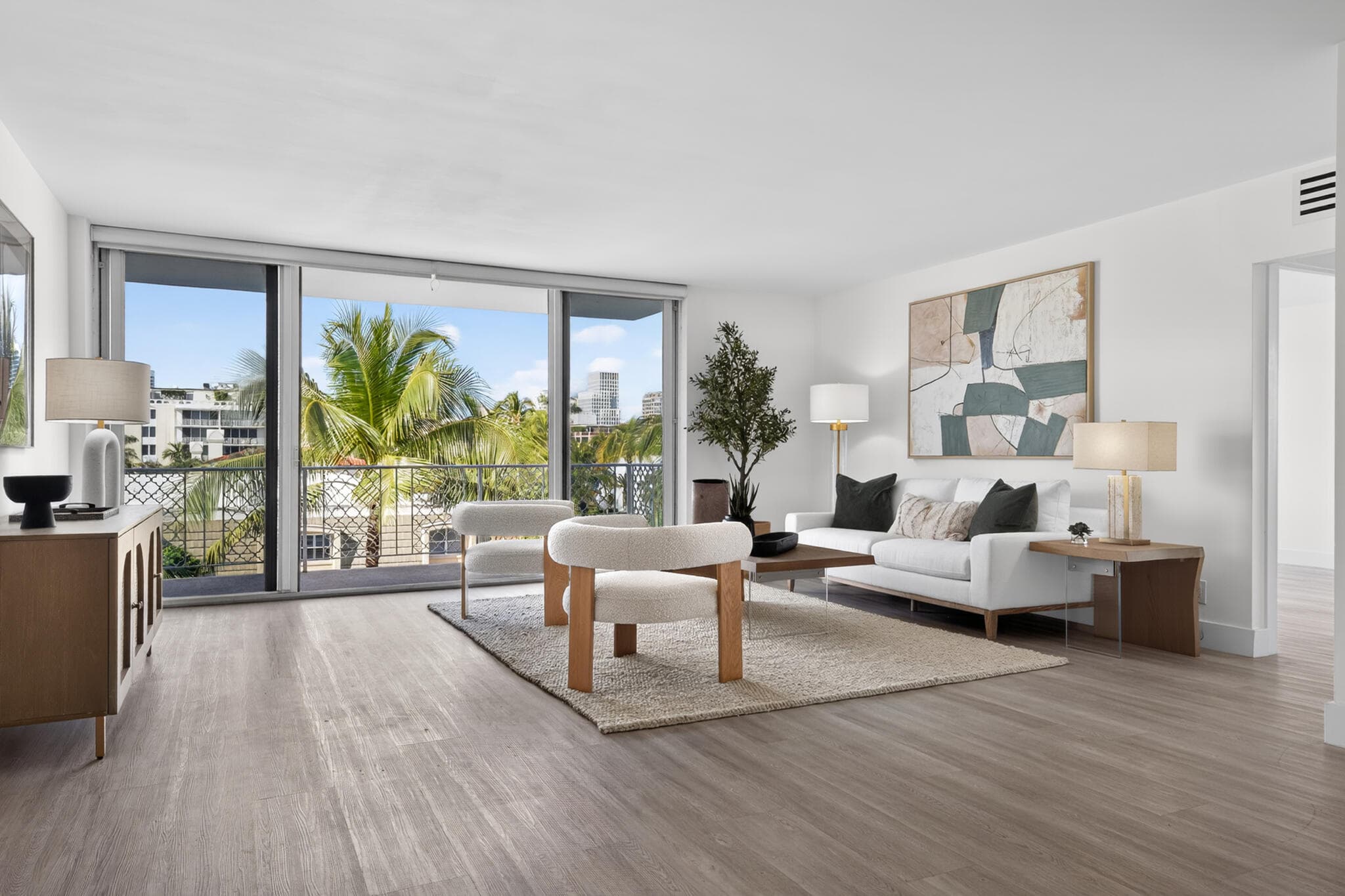 354 Chilean Avenue 4d, Palm Beach, FL 33480 — photo 2 of 20