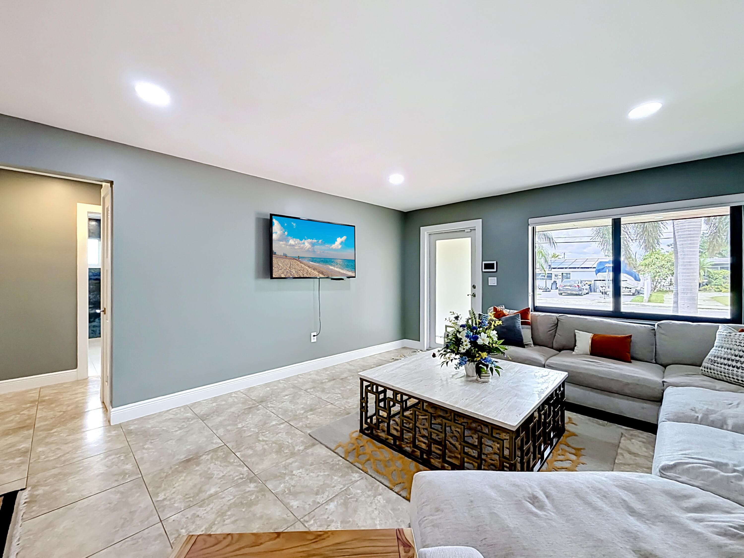 736 NW 12th Avenue, Dania Beach, FL 33004 — photo 8 of 79